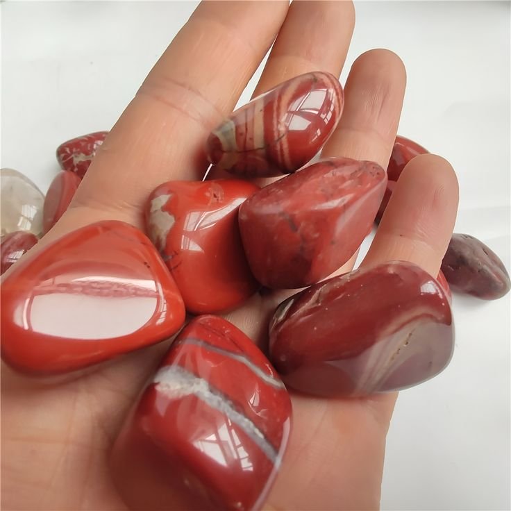 20mm-40mm Red Jasper Tumble Stones Polished Stone Healing Crystal Gemstones Fish Tank Aquarium Decor.jpg