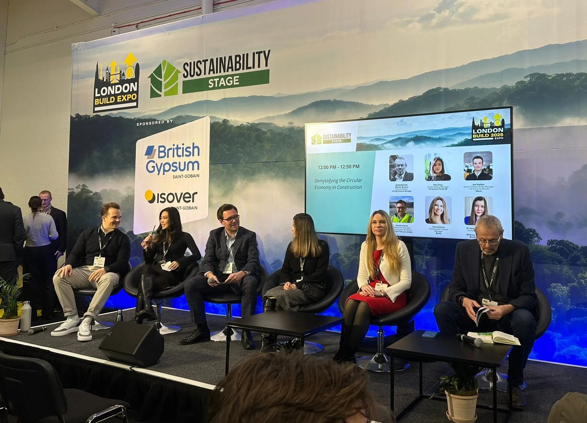 WhatsApp Image 2025-12-01 at 11.27.18_17963c9b.jpg