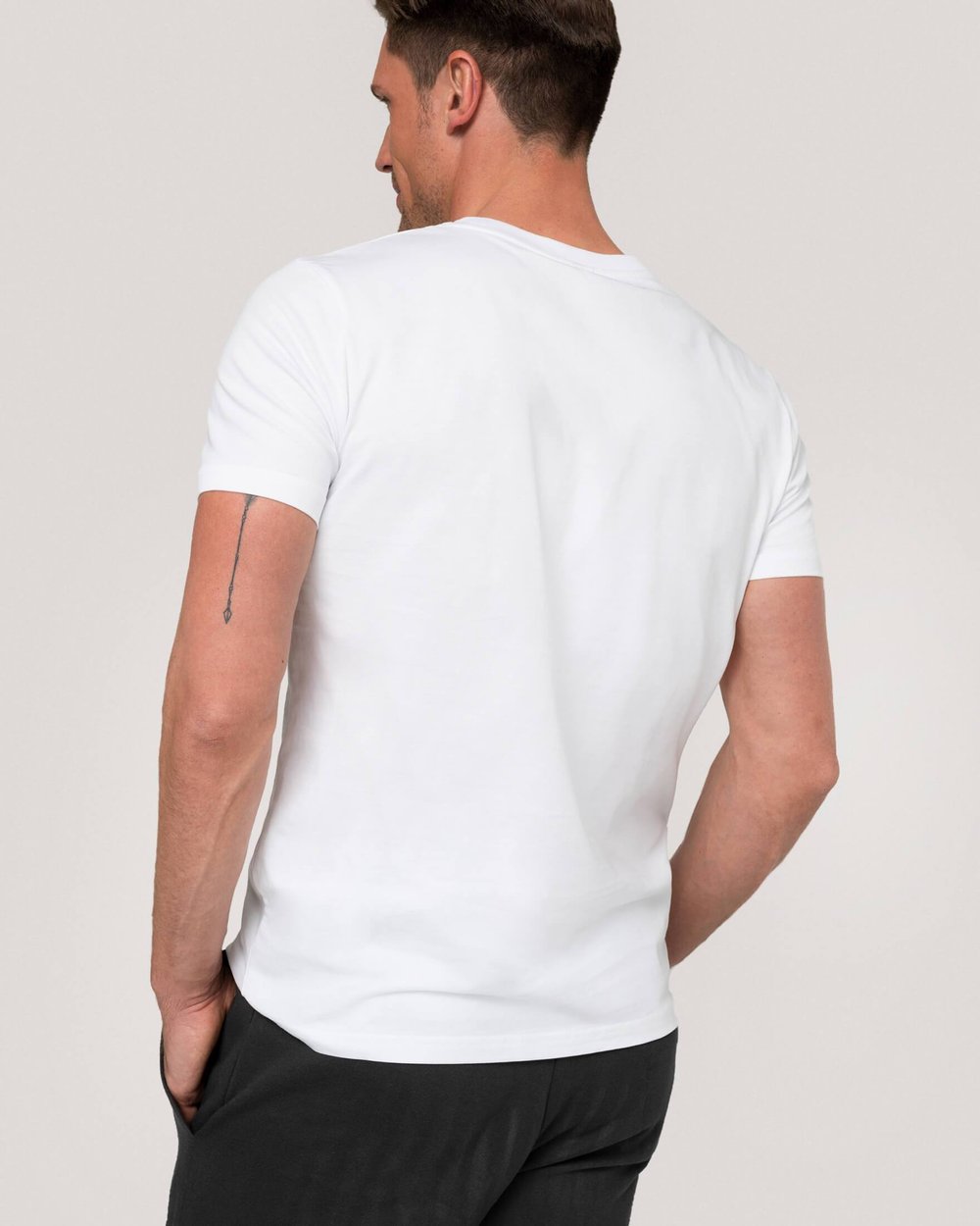 T-Shirt Herren Weiss Jefferson Won Hundred 100% Bio-Baumwolle Brusttasche  Größe M-XL — ECIZO - Nachhaltige Mode für Damen, Herren und Kinder