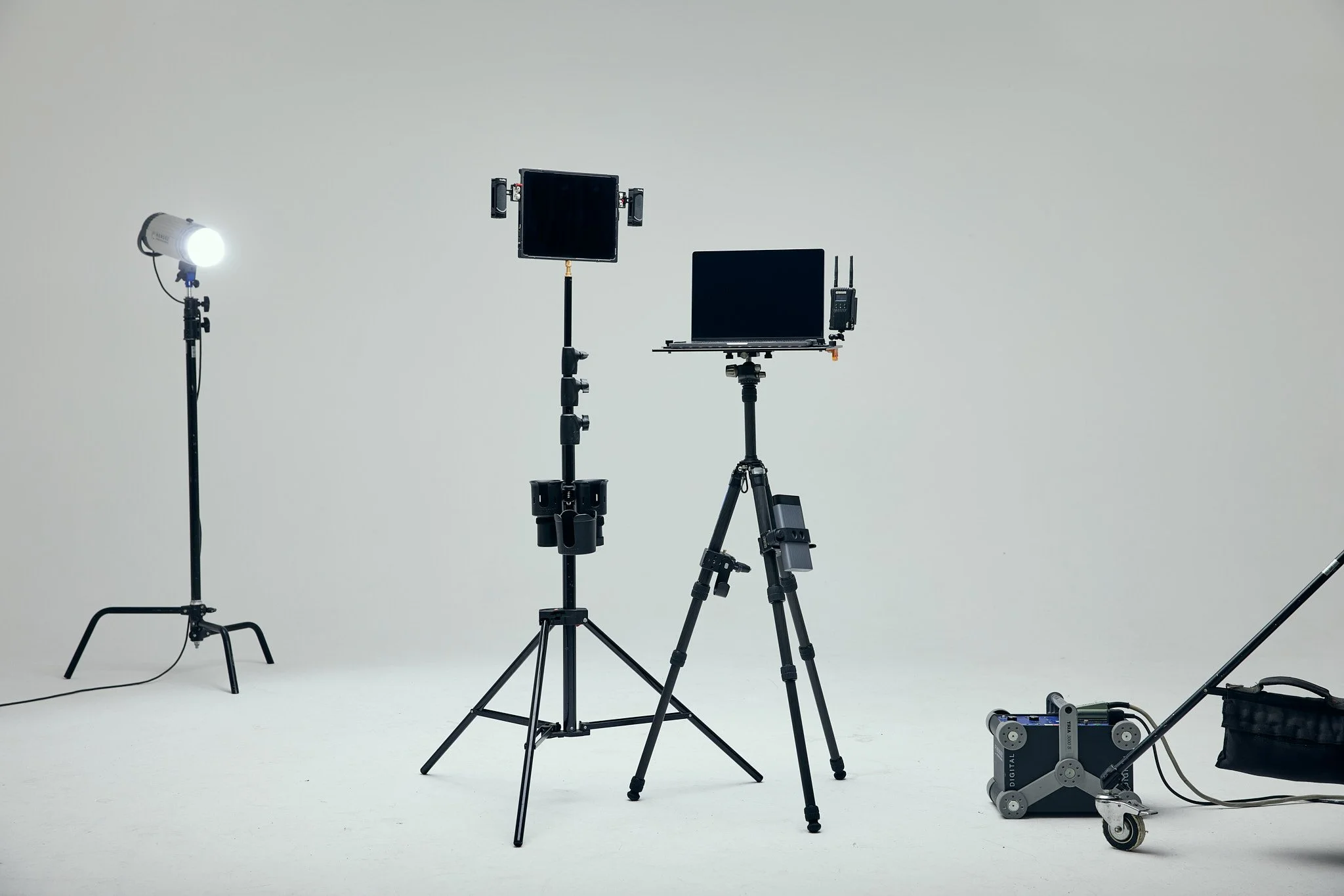 Gear, Inovativ, Tripod, Hollyland, iPad, Pelican, Batteries