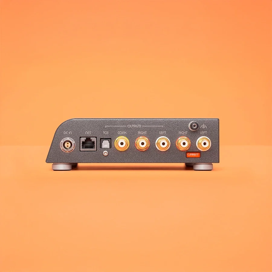 wa_madison_phono_blk_back_sml.webp
