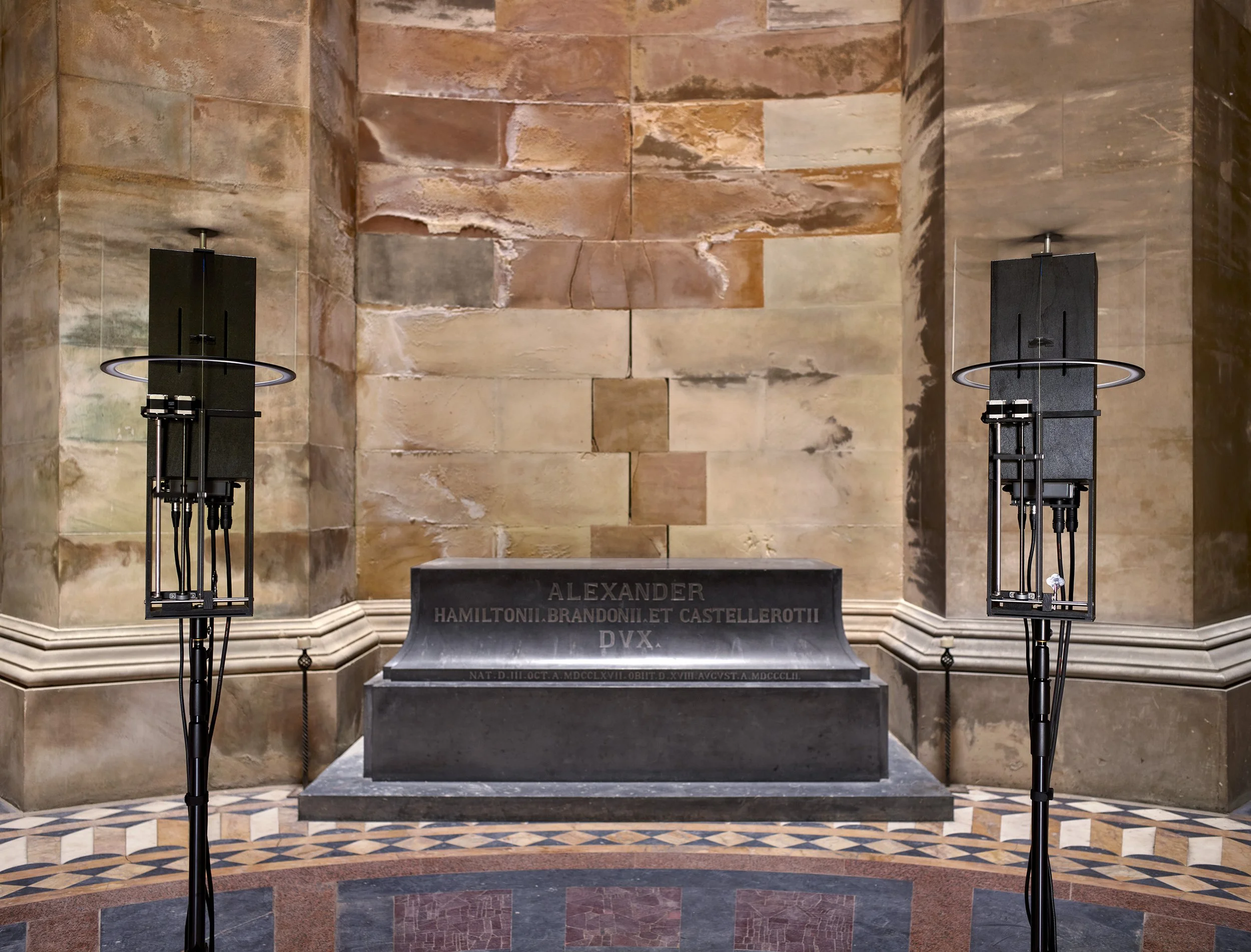 Hamilton Mausoleum 5.jpg
