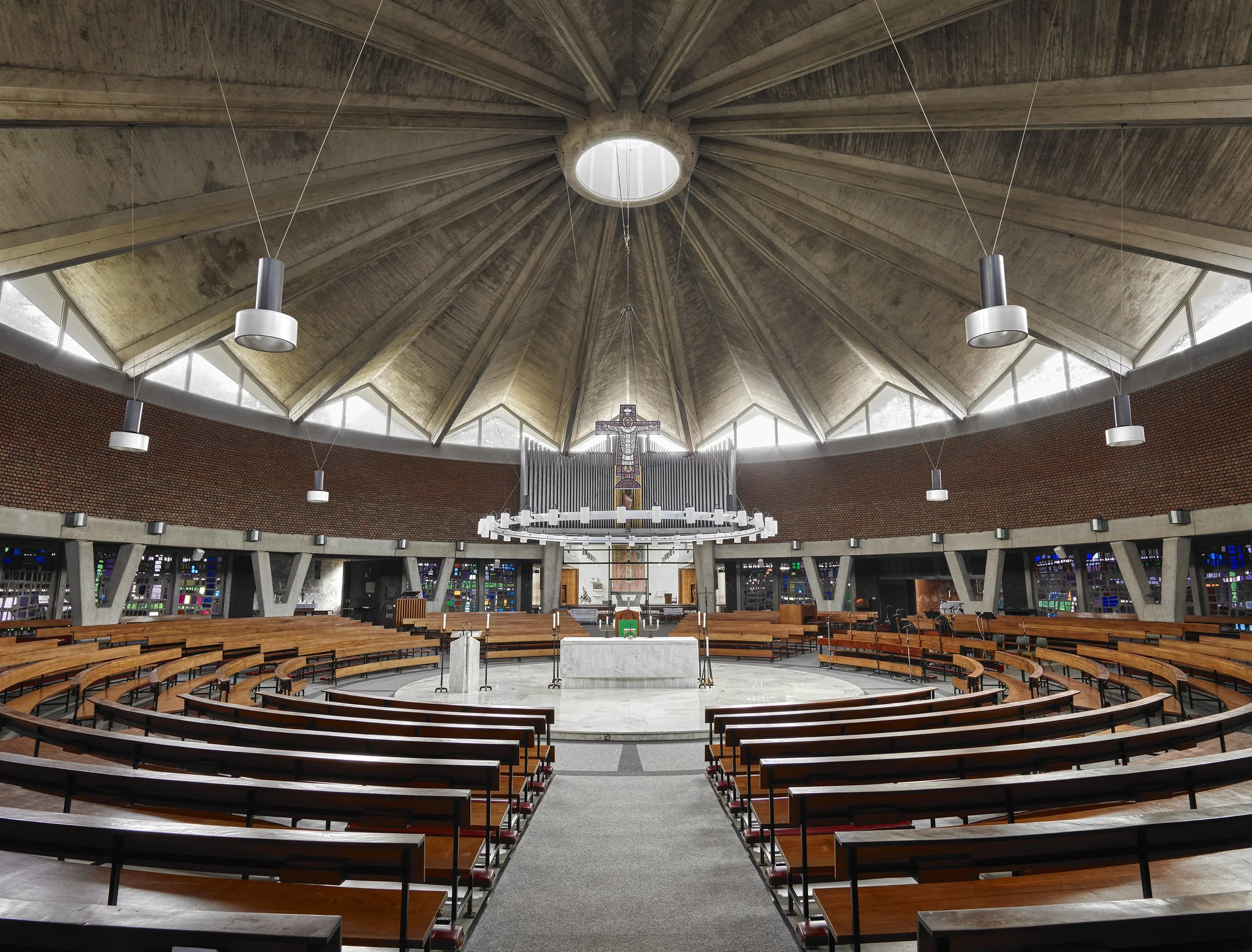 St Mary's, Leyland Interior.jpg