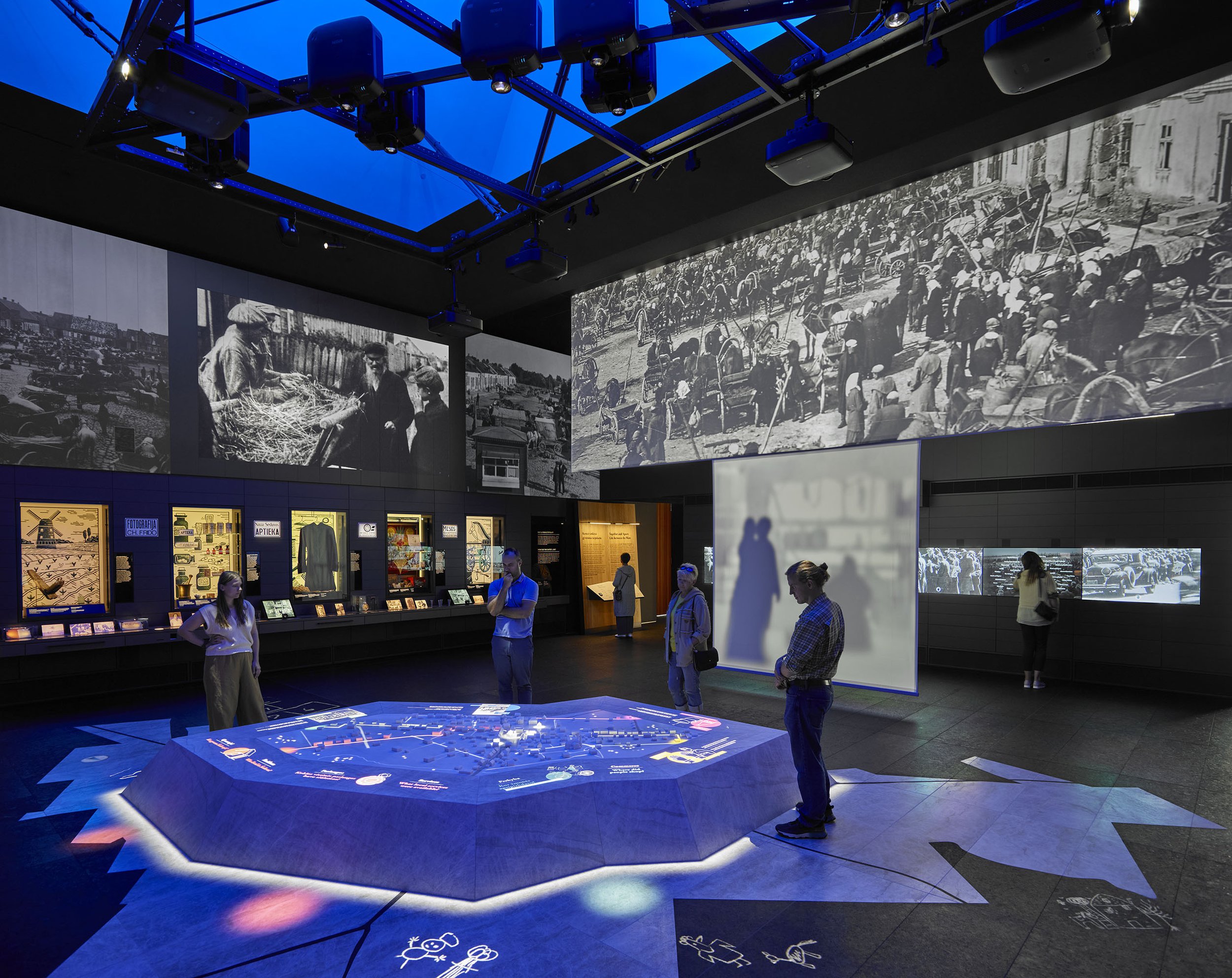 Lost Shtetl Museum 13B.jpg