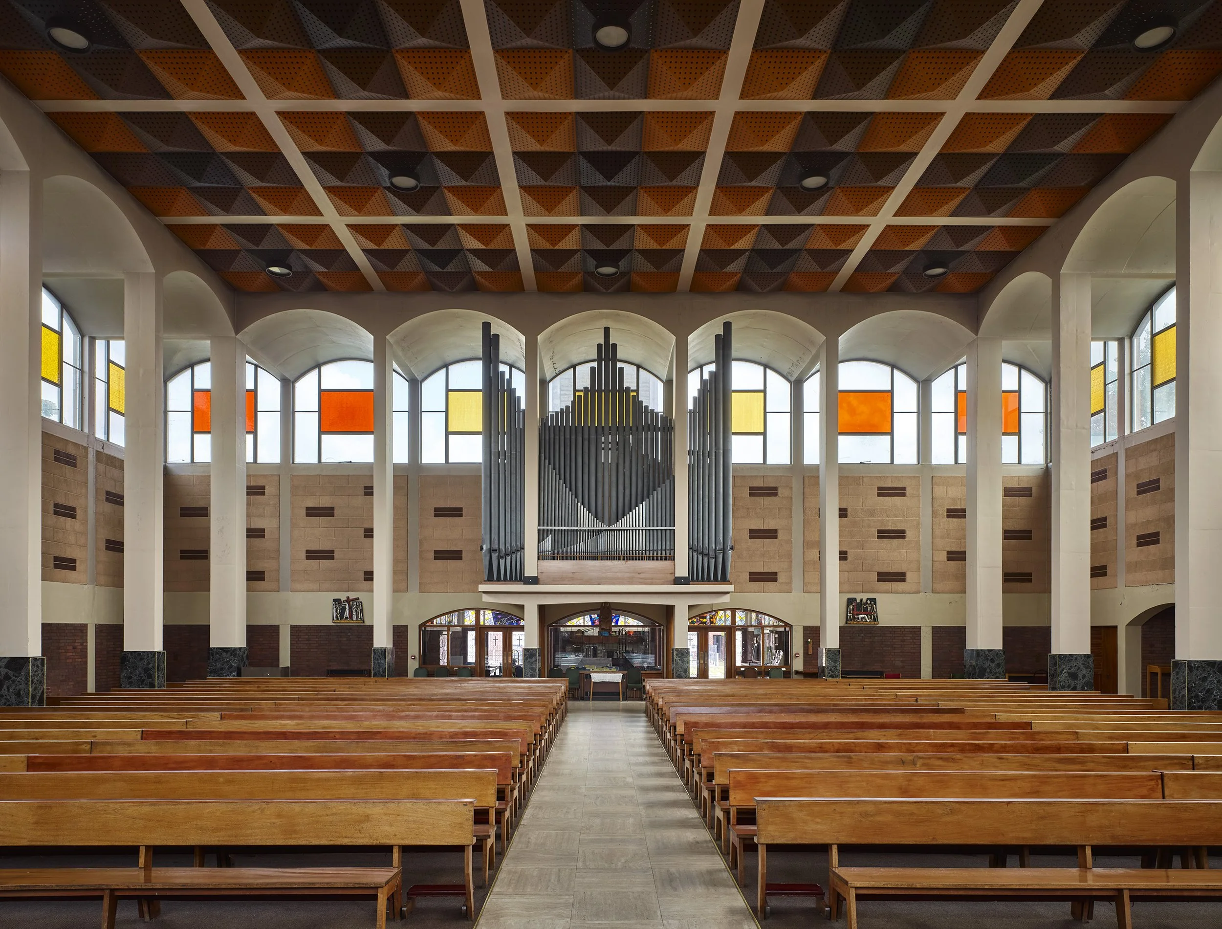 St Ambrose, Liverpool Interior.jpg