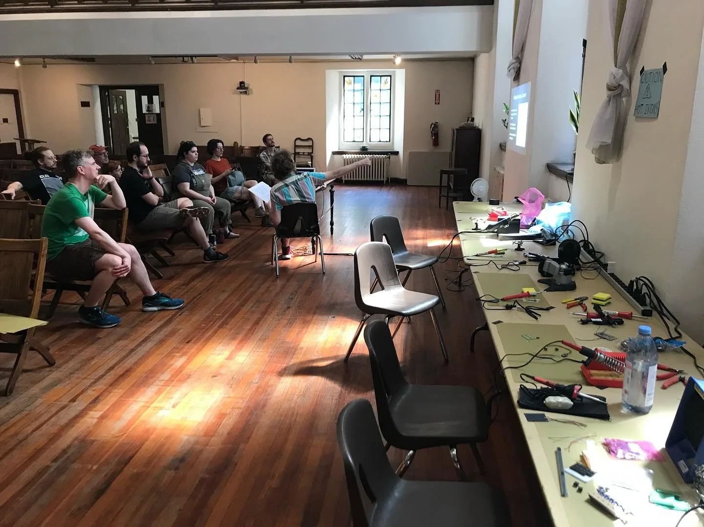 Thank you to all the folks that came out to build with us at USS WORK//SHOP, we had an amazing turnout and everyone that finished the build got a working APC!
@biopoweraudio 

#diy #diysynth #analogsynth #analogsynthesizer #eurorack #eurorackmodular 