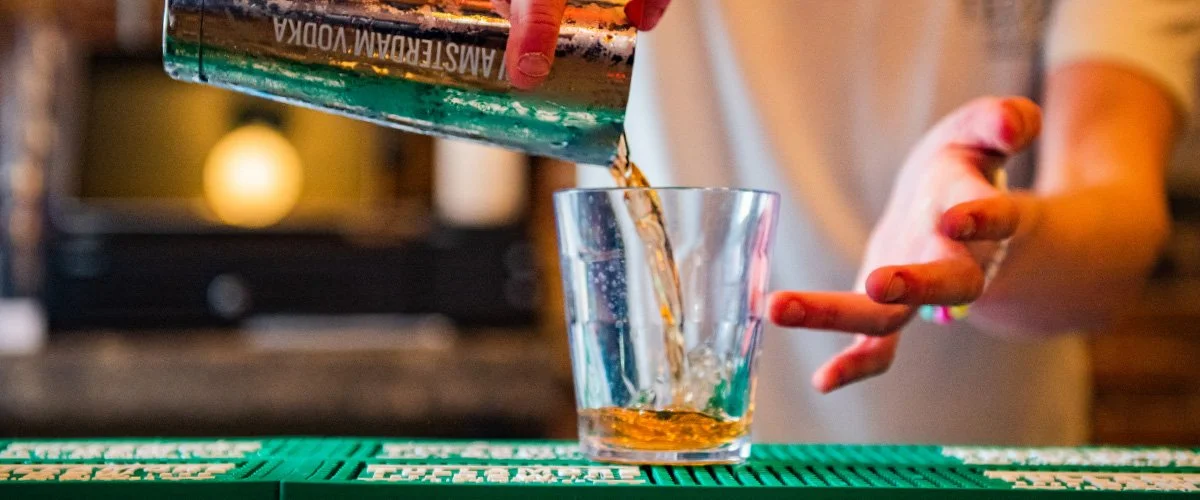 Your Guide to Conquering Nashville's Broadway Bar Scene