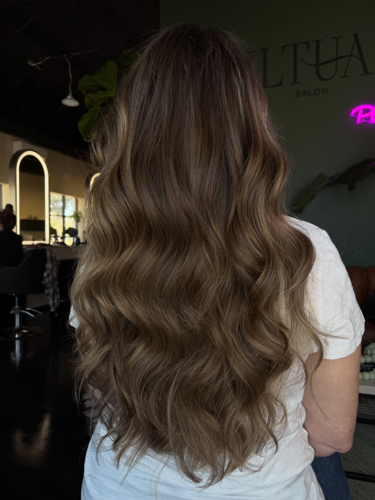 Not every hair appointment has to be a big transformation.
Sometimes the magic is in the subtle dimension&mdash;just a few intentional changes to make everything blend seamlessly and feel refreshed. ✨