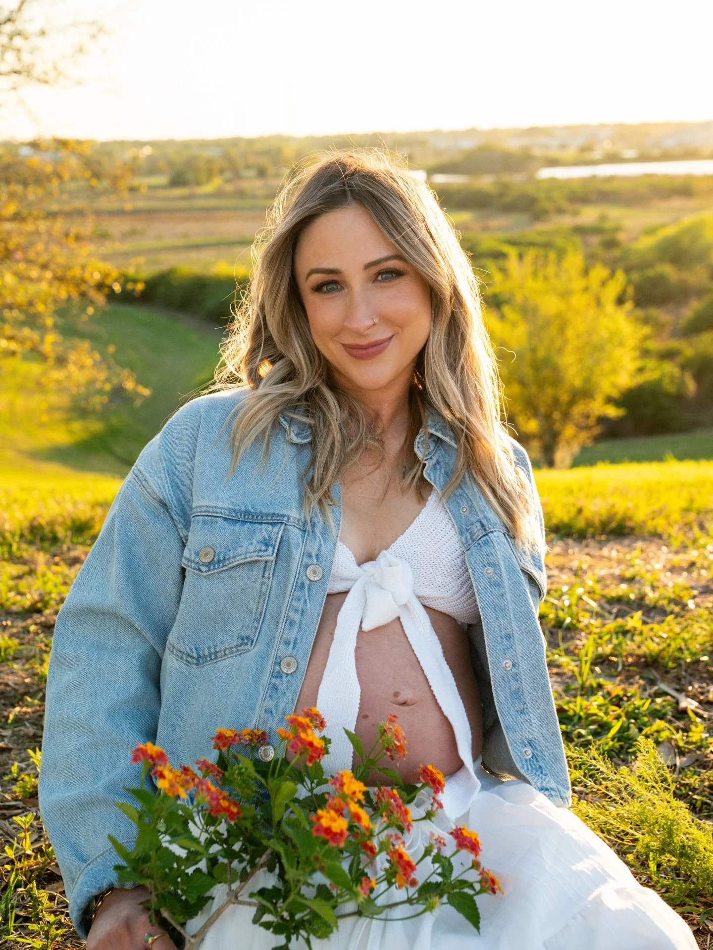 Officially on my maternity leave&hellip;
If you can&rsquo;t get ahold of me make sure to reach out to my co-stylist @hairbyamandama 
She is managing my schedule and taking all my appointments!! 
I do not yet have a set return date and will announce t