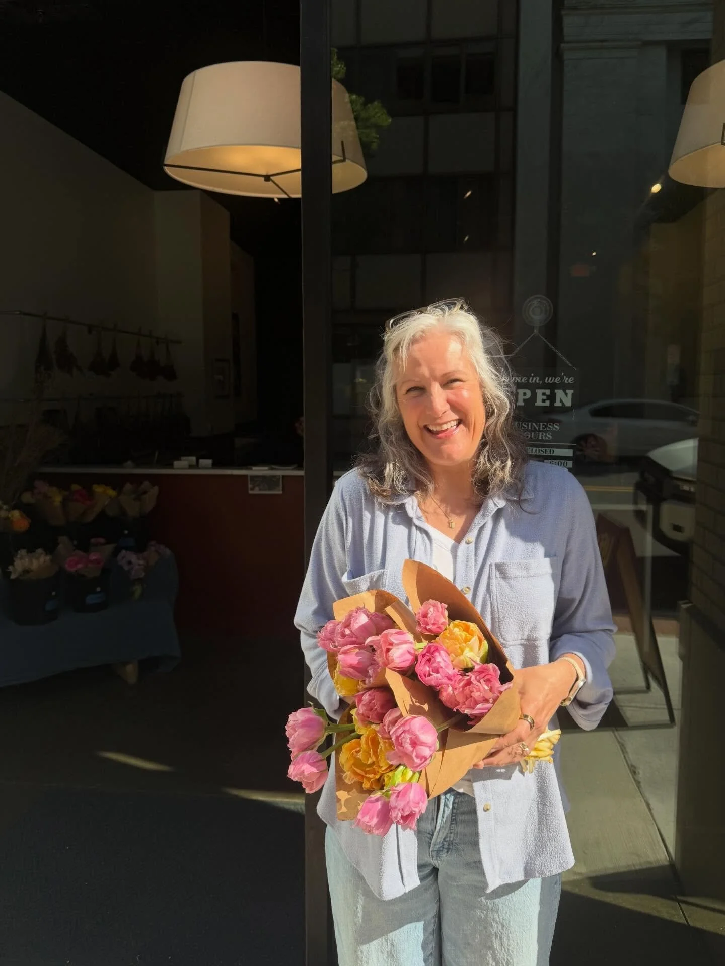 Laura from @larkandskyfarms is in the shop today, slinging the prettiest bouquets and fresh bunches until 2 PM 💐💐💐

Come by, say hi, and grab something beautiful while she&rsquo;s here!! 👋