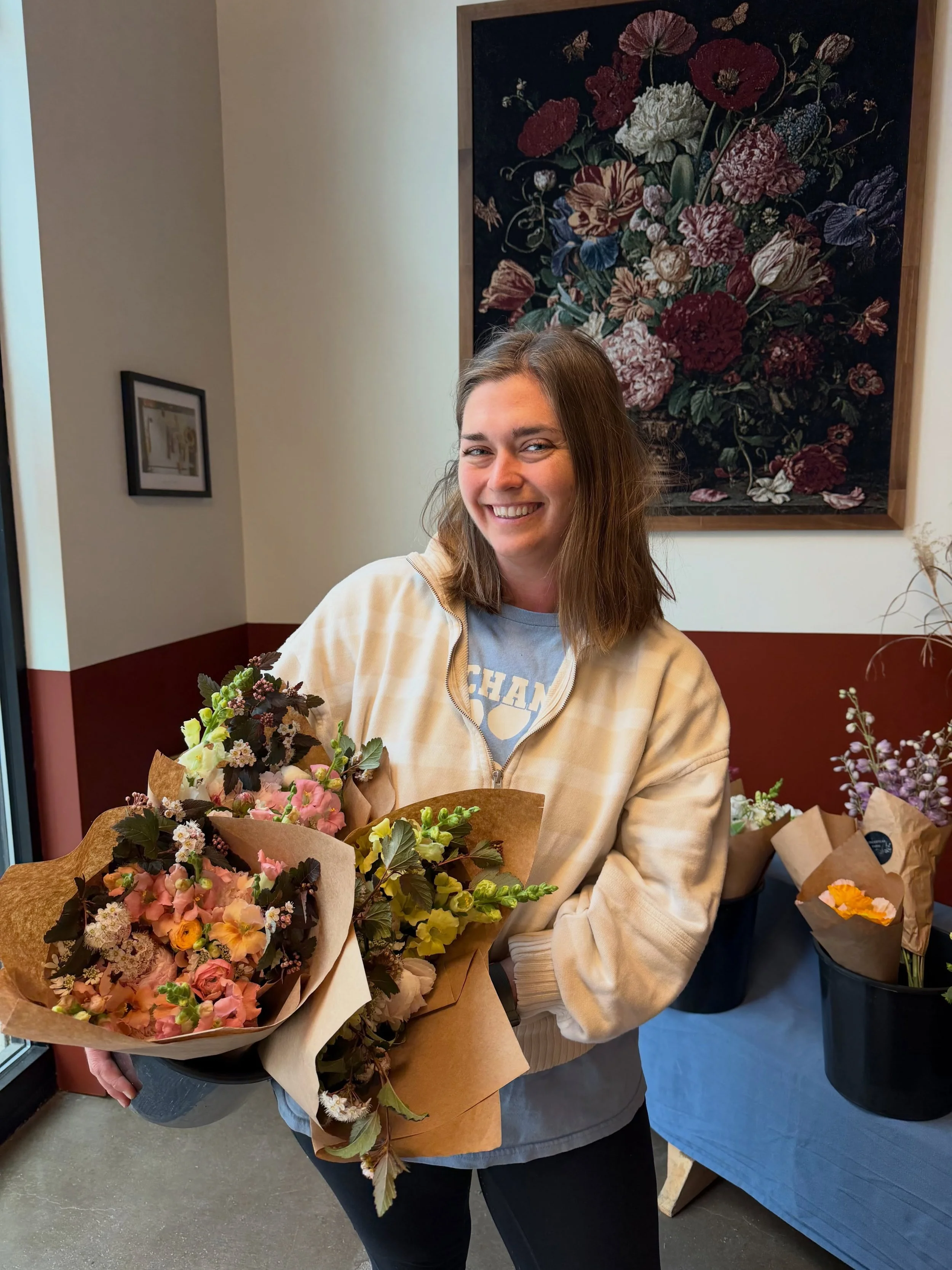 The shop is full of beautiful @petalandpail mixed bouquets! Come grab one today or tomorrow between 12 and 6 PM 😍 And don&rsquo;t forget&hellip;

⏰ FINAL CALL FOR FLOWERS FOR YOUR MAMA🚨

Preorder by TONIGHT for Saturday pickup (10 AM&ndash;2 PM):
?