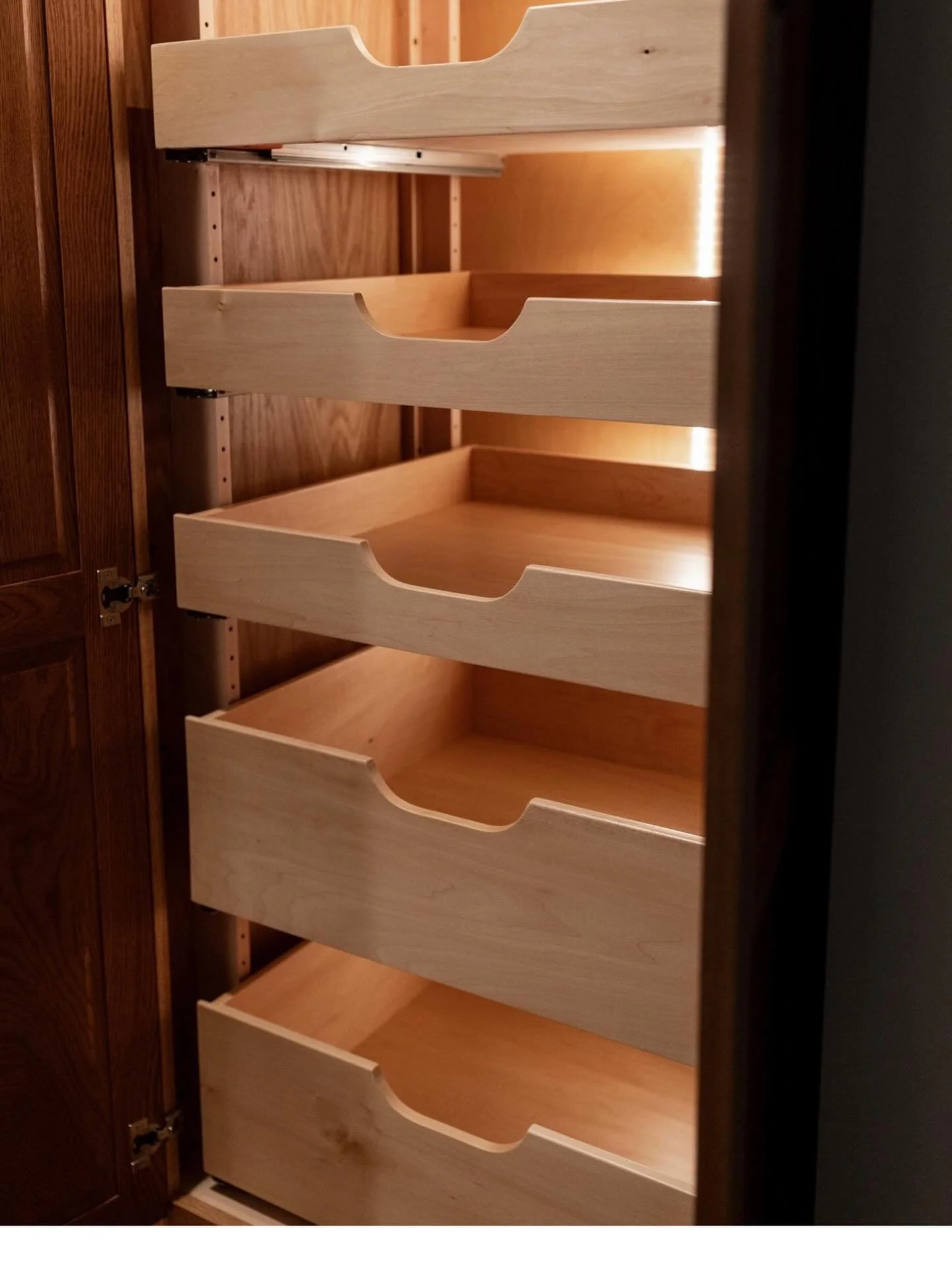 The Light From Within~ it always makes a difference? 
In a cabinet and in life, it&rsquo;s great to find the light within, right? #lightwithin #cabinetdetails
