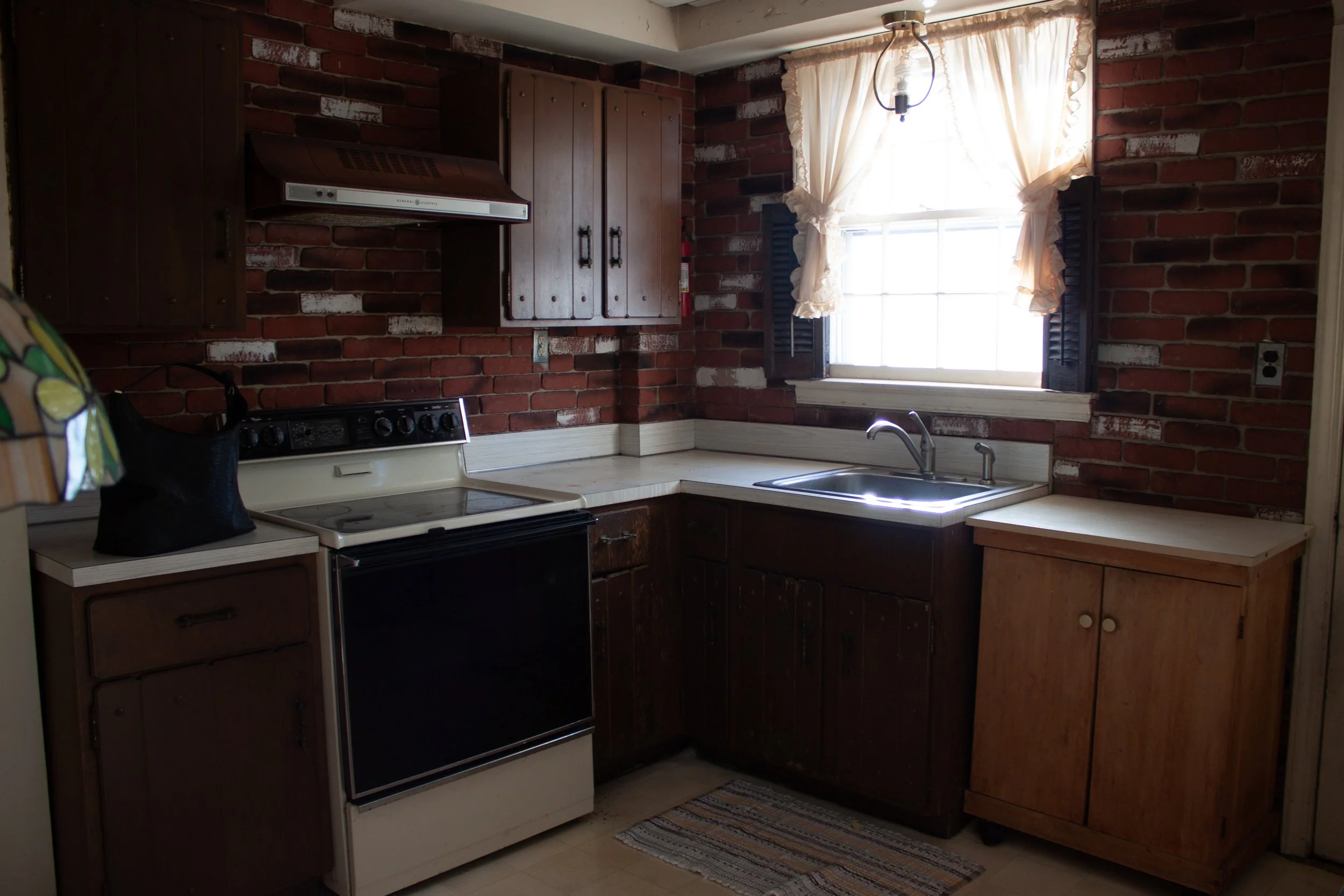 HOUSERENOBEFORE-21.jpg