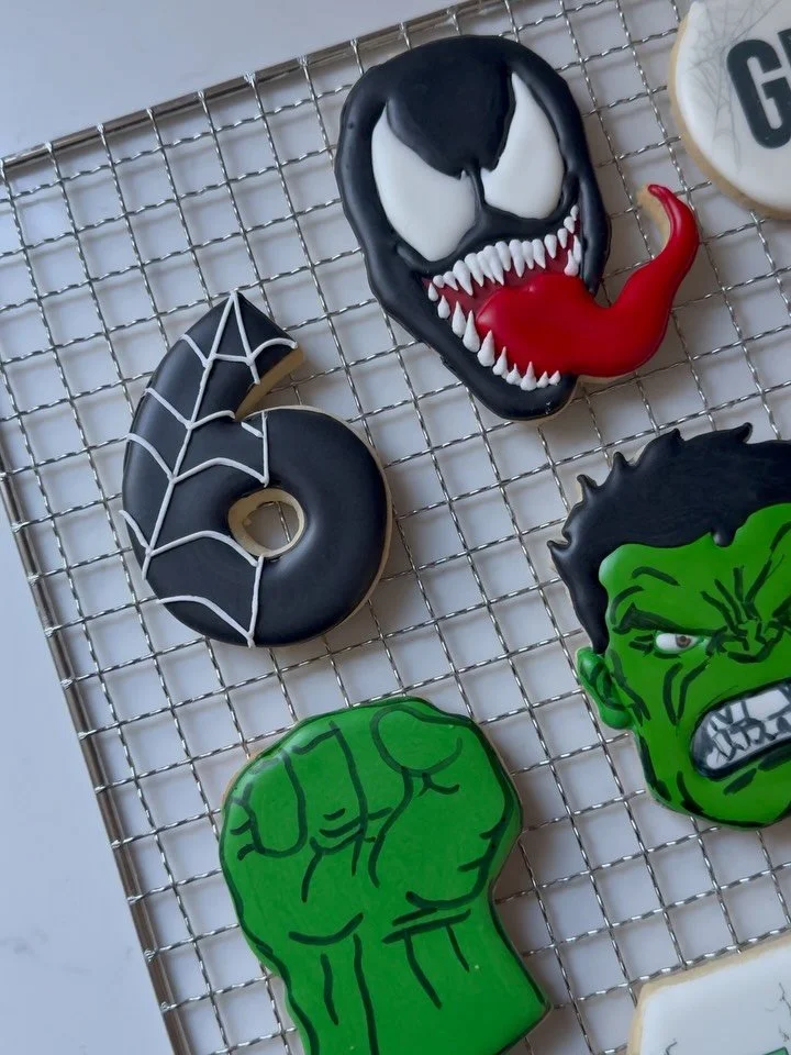 Something tells me George is going to love these Venom and Hulk themed Marvel cookies&hellip;

#MarvelCookies
#HulkCookies
#VenomCookies
#BostonBaker
#HomeBakery