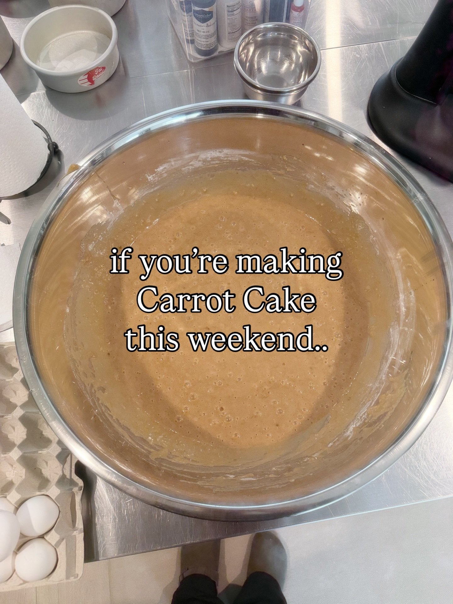 Real carrot cake doesn&rsquo;t hold back 🥕
Finely shredded carrots are what give it that signature moisture and texture.

This is the same recipe featured on Food Network&mdash;known for being incredibly moist&mdash;and the one so many of our weddin