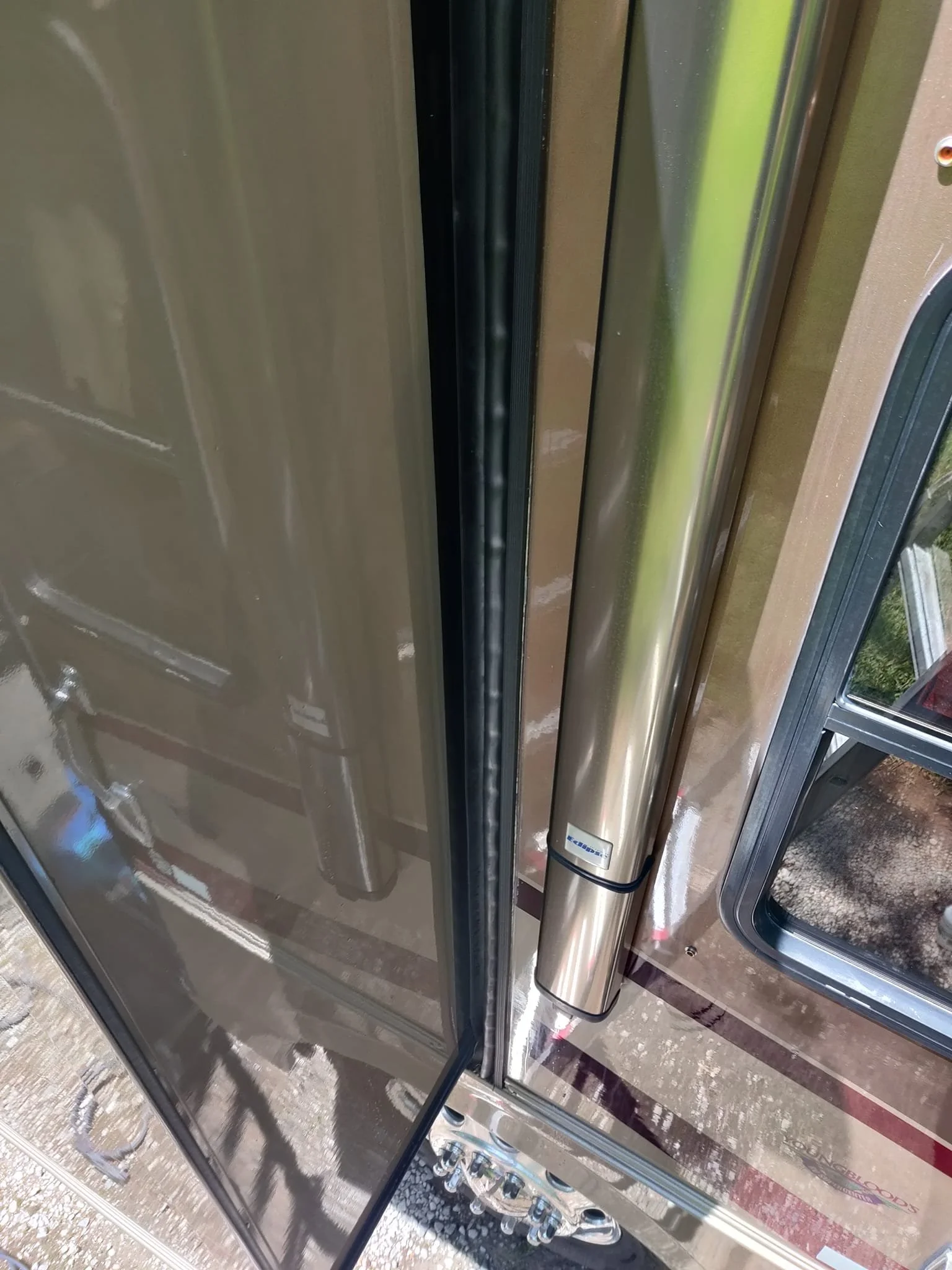 Slide Seals — Island RV Repair