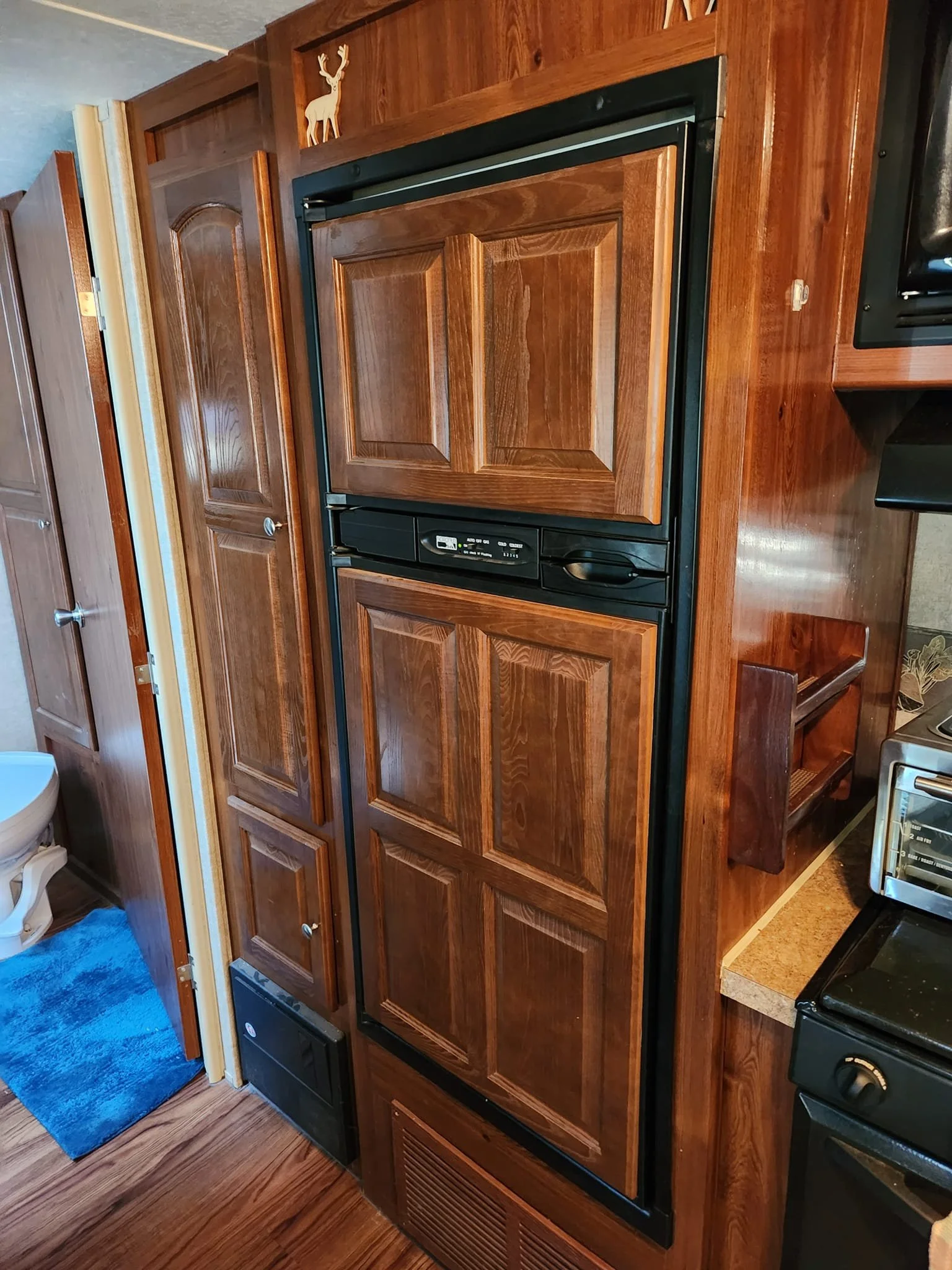 Refrigerator Cooling Unit Repair — Island RV Repair