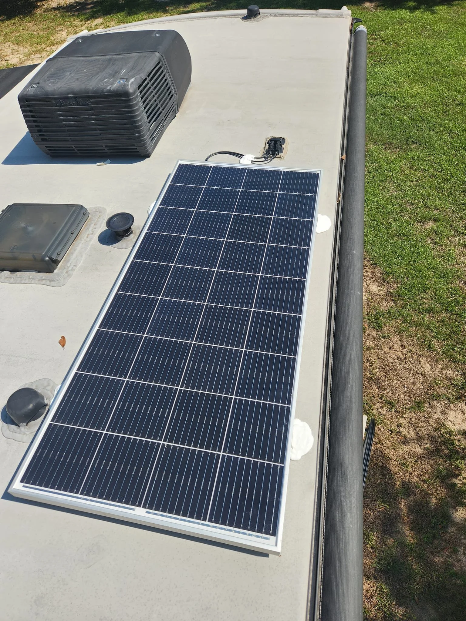 Rv Panel Solar Panel Installation — Island RV Repair