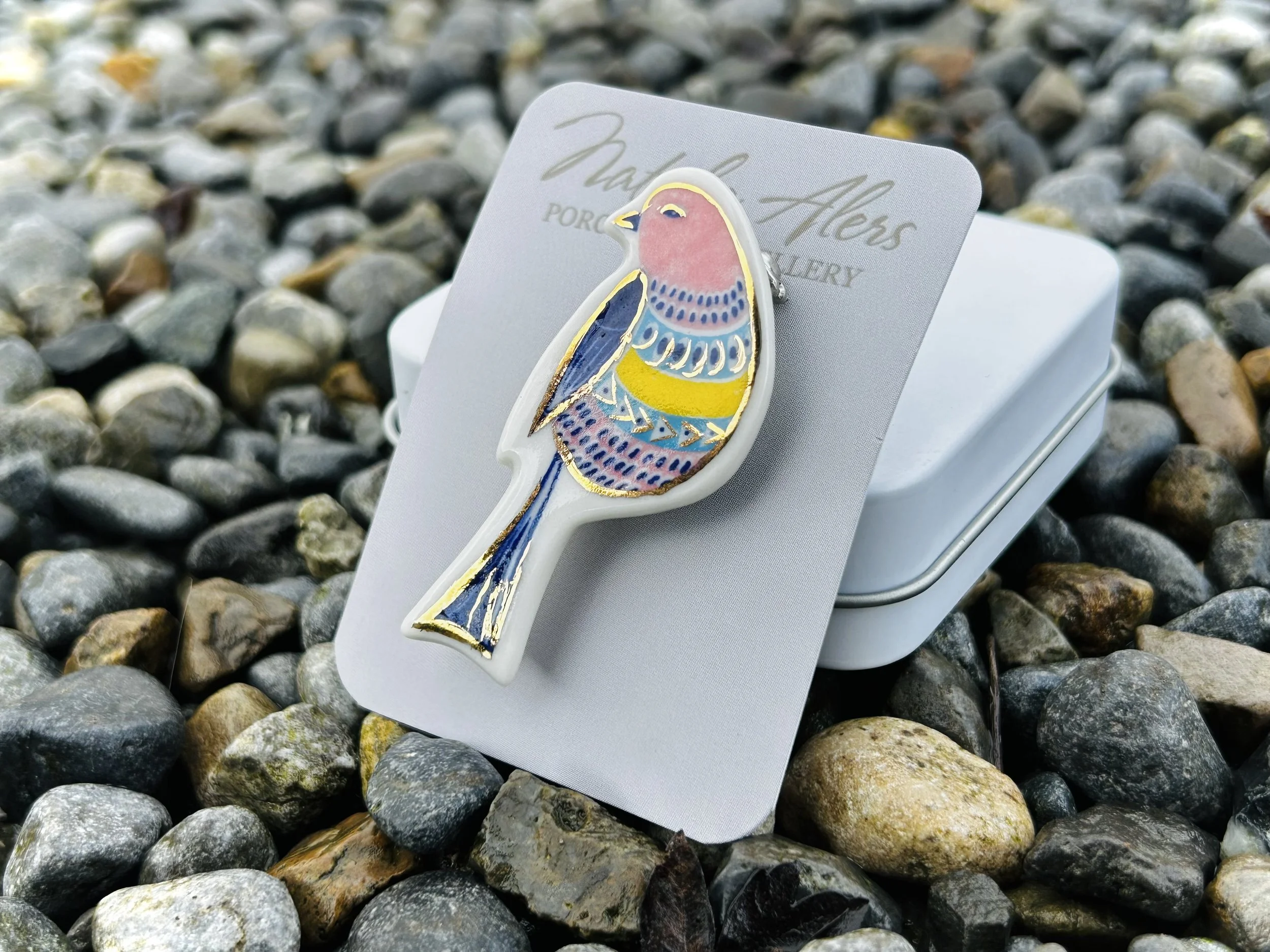 Úna birdie brooch, porcelain brooch, ceramic brooch, handmade jewellery, gift for her