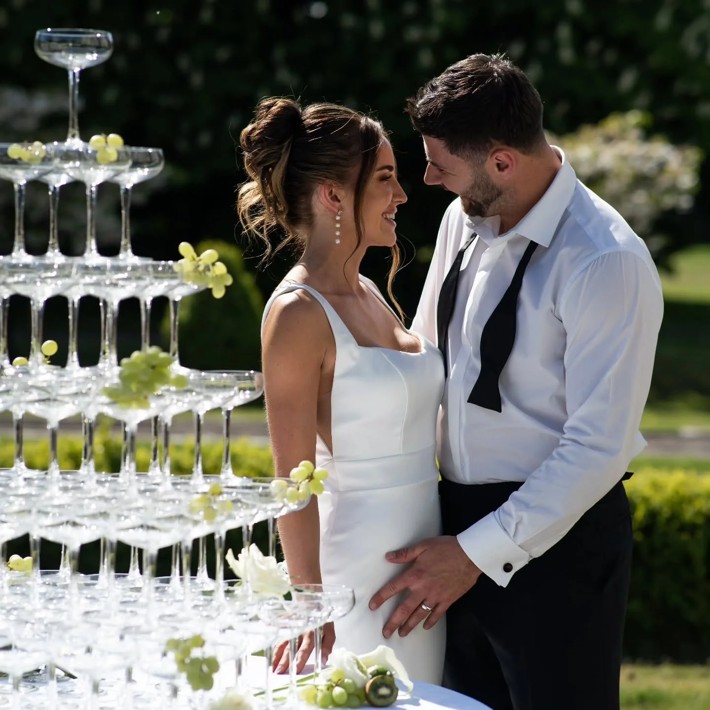 🍾 When only a Six Tier Tower will do! 🍾

We speak to so many couples who consider the pro's and con's of going BIG for their tower v's a smaller 4 or 5 tier tower...

Quite honestly, if your budget allows, or you are generously gifted a tower by fa