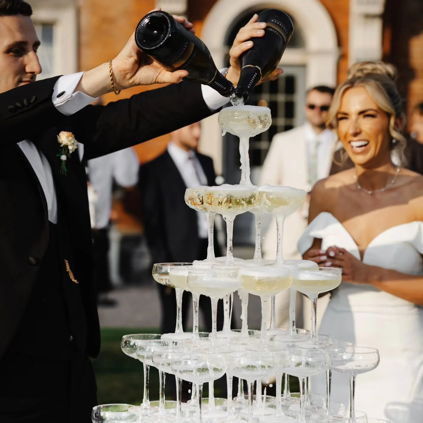 🌞 Sunshine, Champagne &amp; Pure Joy!! ✨️🍾

What an unforgettable day for Vicky &amp; Tom at Eaves Hall.

Our outdoor 5 Tier tower with spray became the ultimate showstopper and created such a moment of fun and connection with all of their guests..