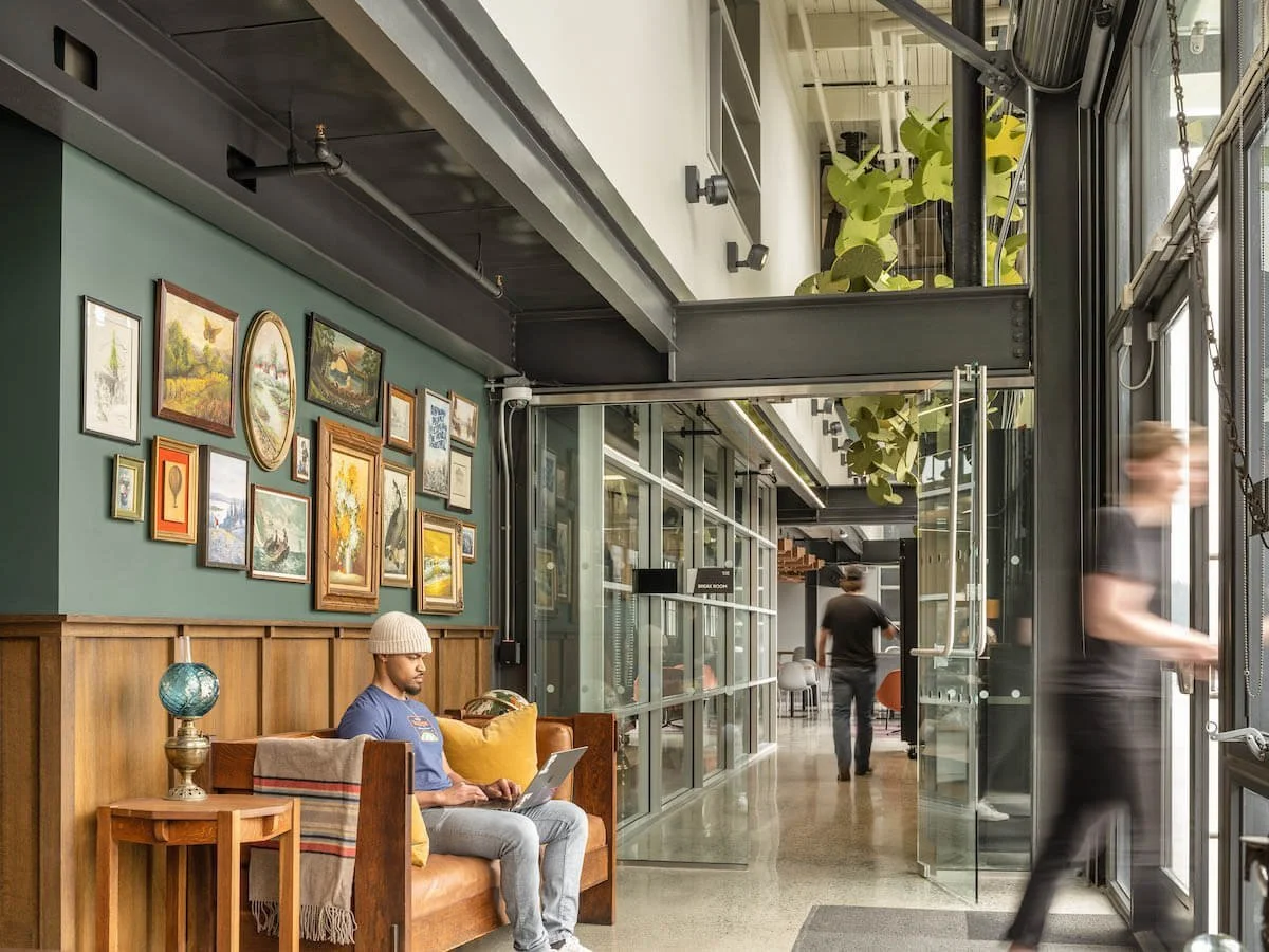 Copy of Copy of Niantic-UntetheredFinals-004.jpeg