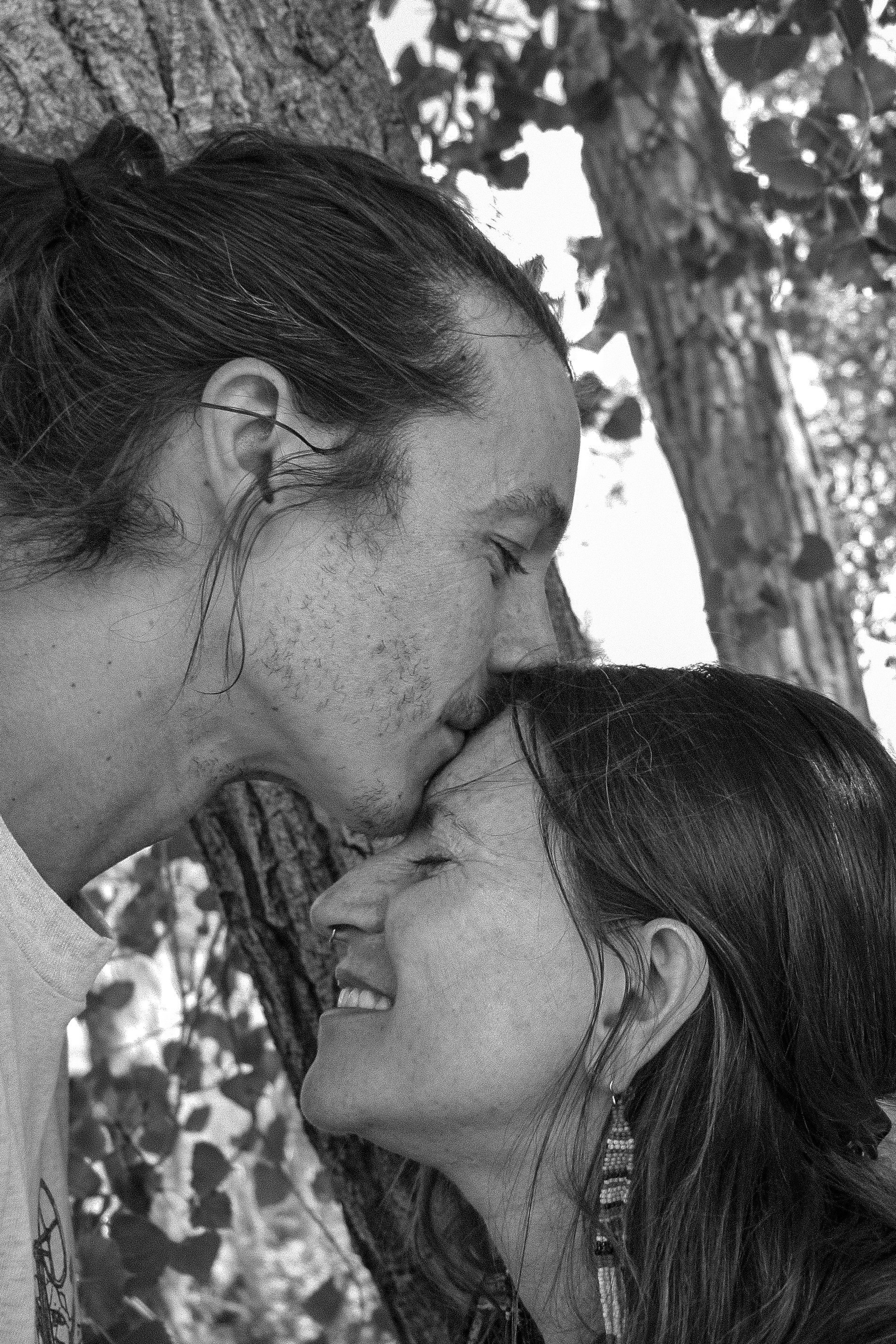 Jen.maternity.2025.bw.80-10.jpg