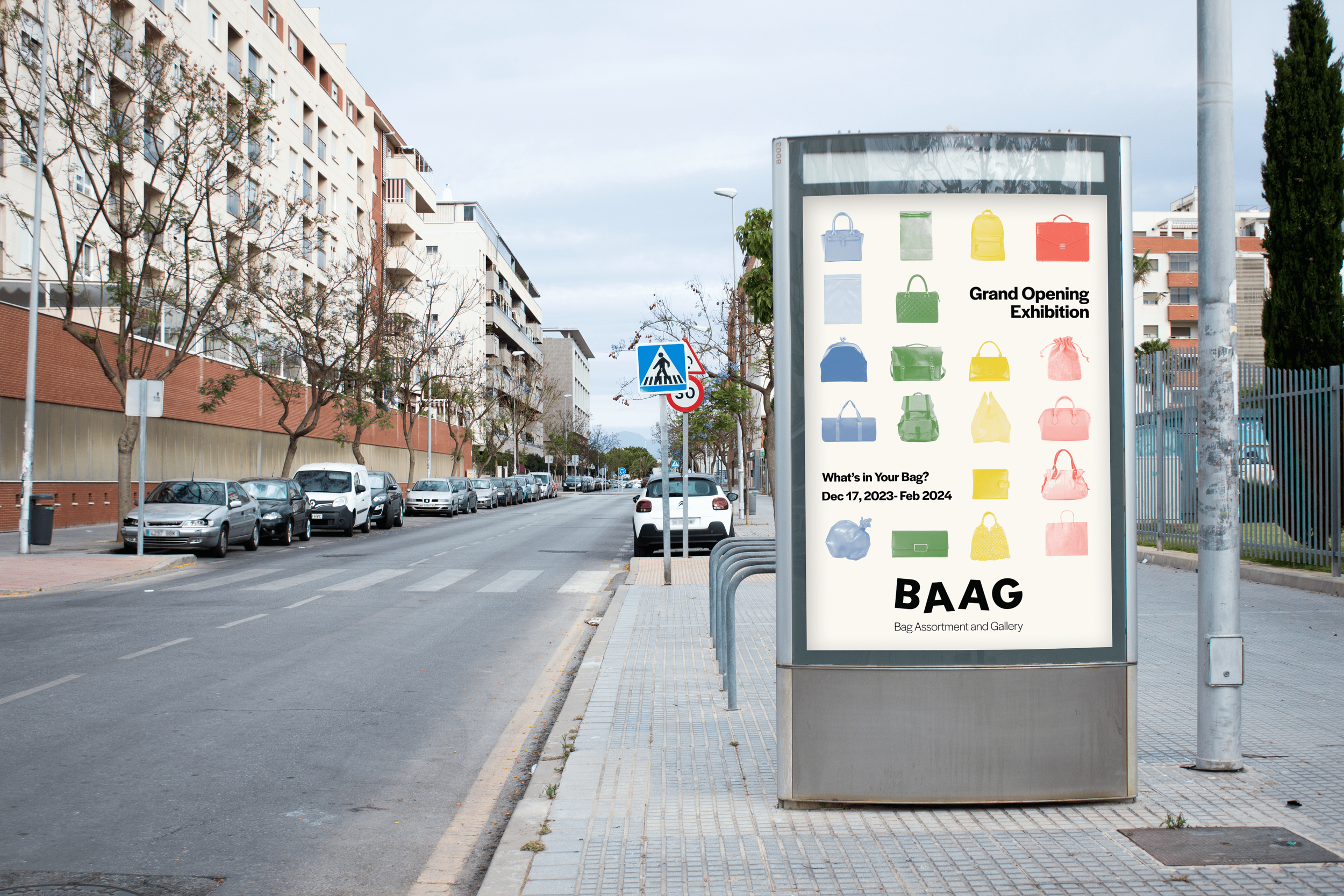 MoGreen_GraphicDesign4_BusStopSign_Mockup2-min.png
