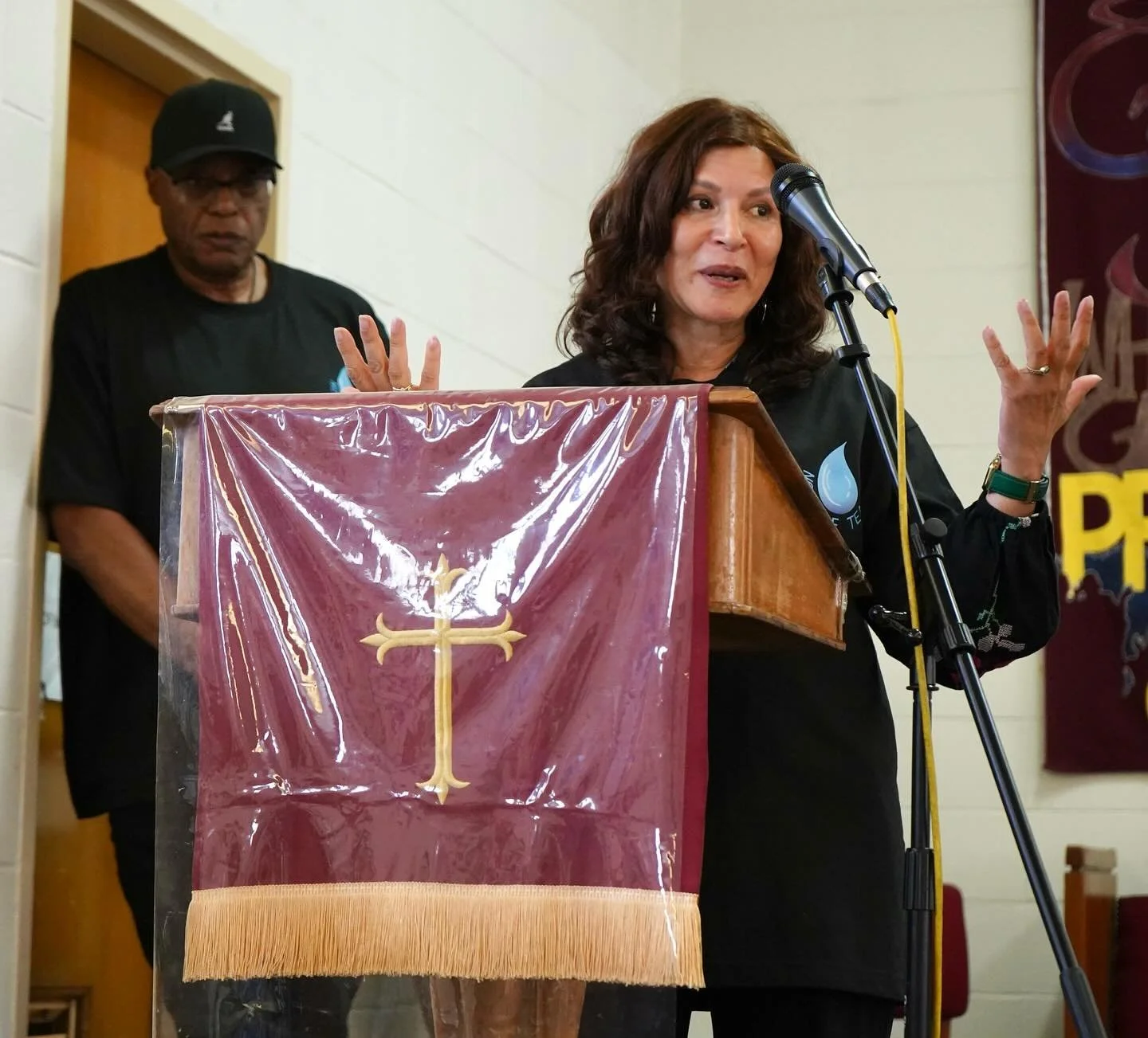 Join us in wishing Cori a Happy Birthday!!! 🩵🎂 Cori Thomas is the Chair of our Board and a long time volunteer with No More Tears. Thank you for all that you do Cori! 
With Love, your NMT Family