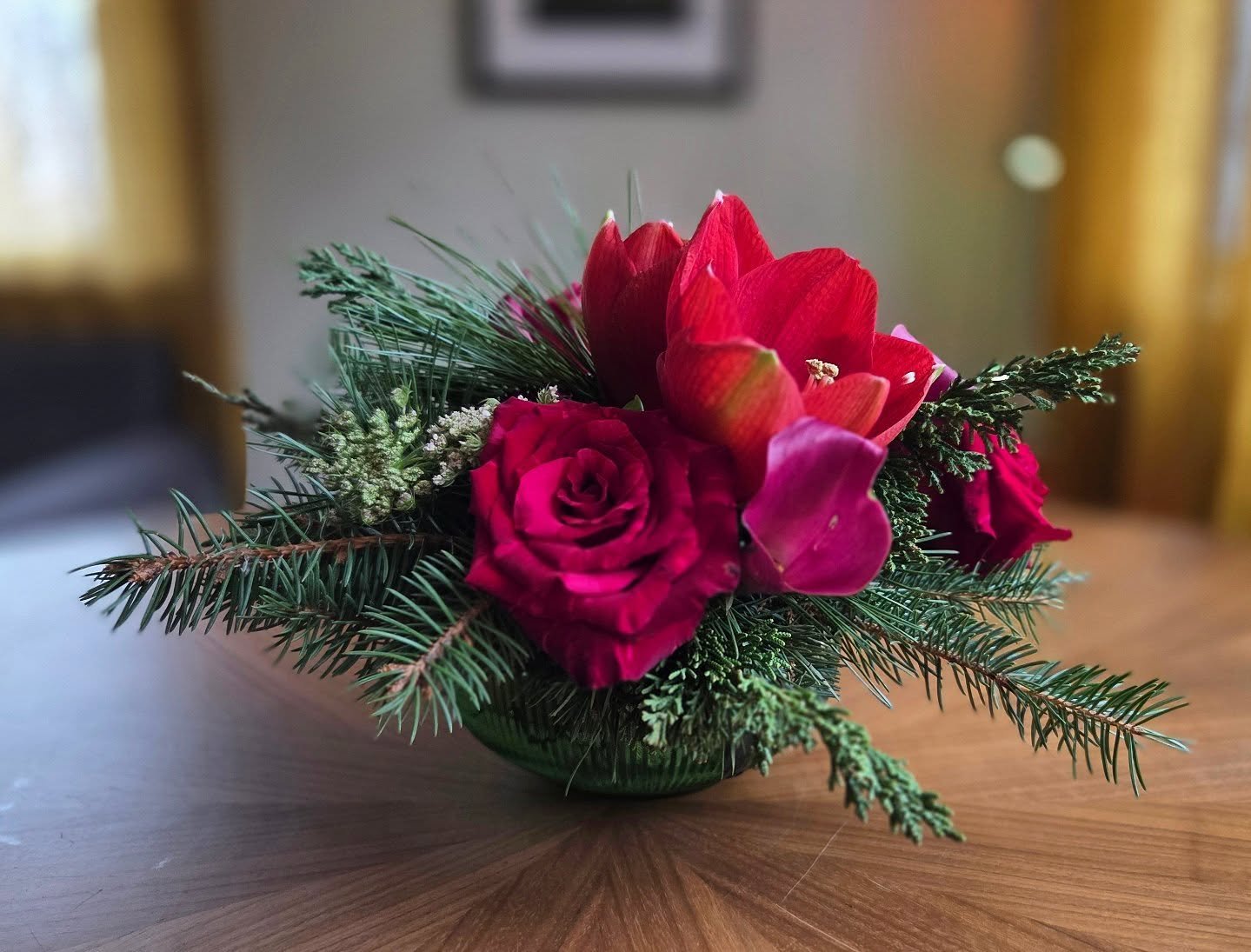 DIY for the holidays, part two: flower arrangement, thanks to  @thedirtempress holiday arrangement workshop!