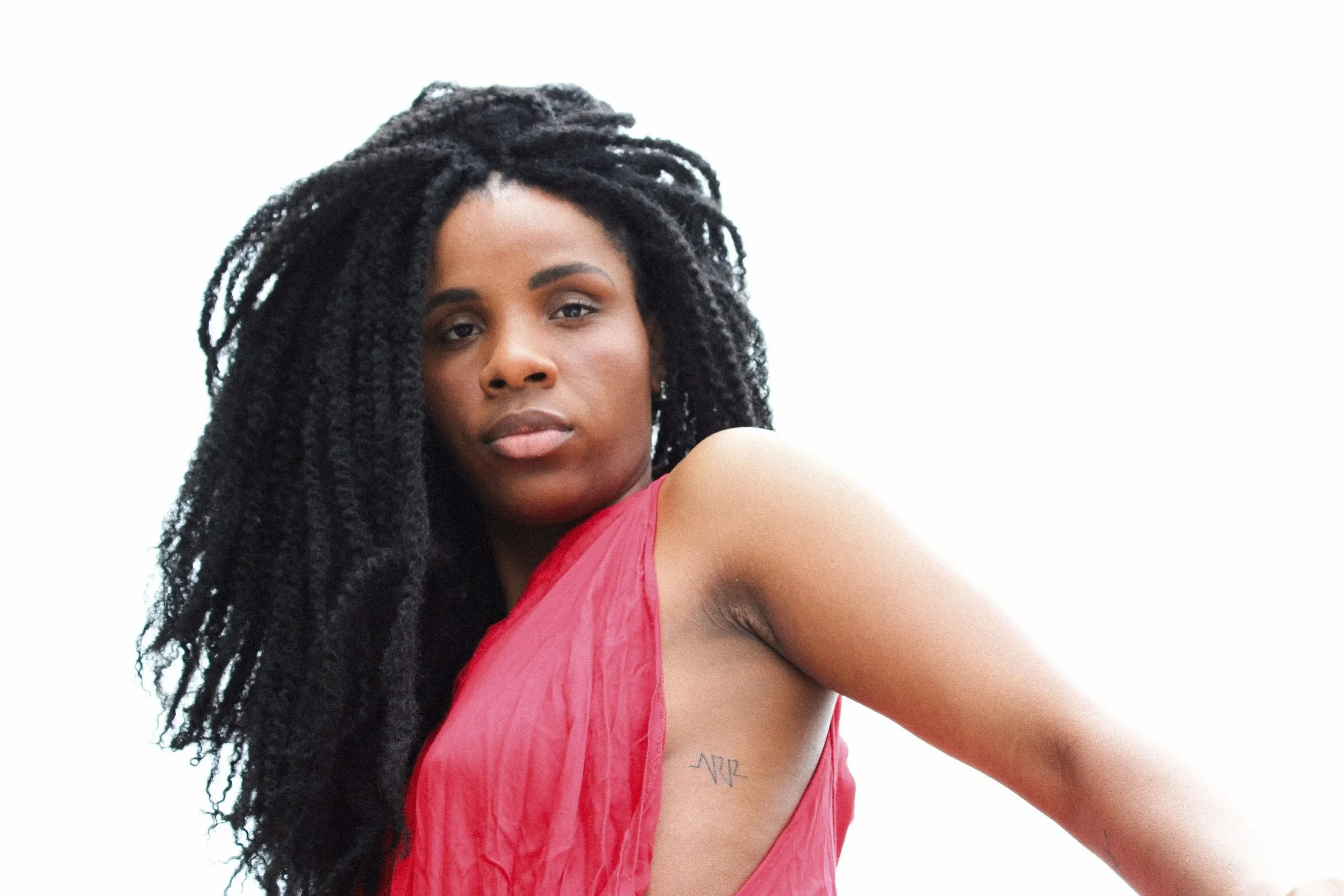 feature documentary― PRESENTE! 