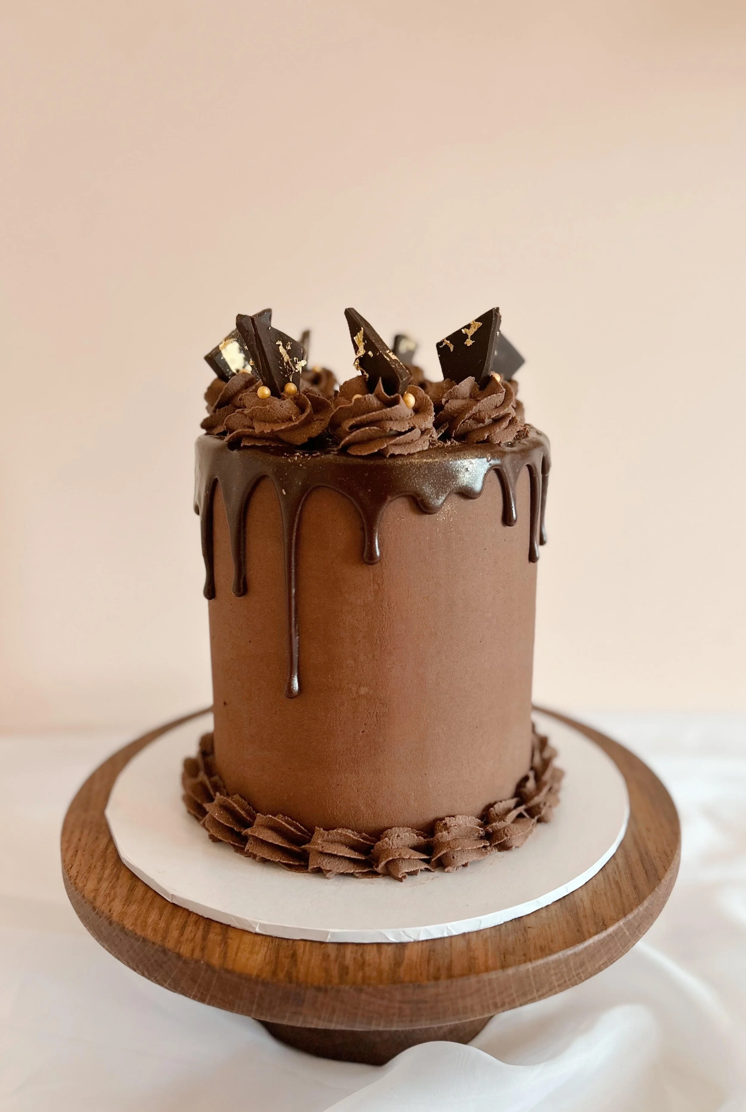Chocolate drip cake
Tara Katie Cakes