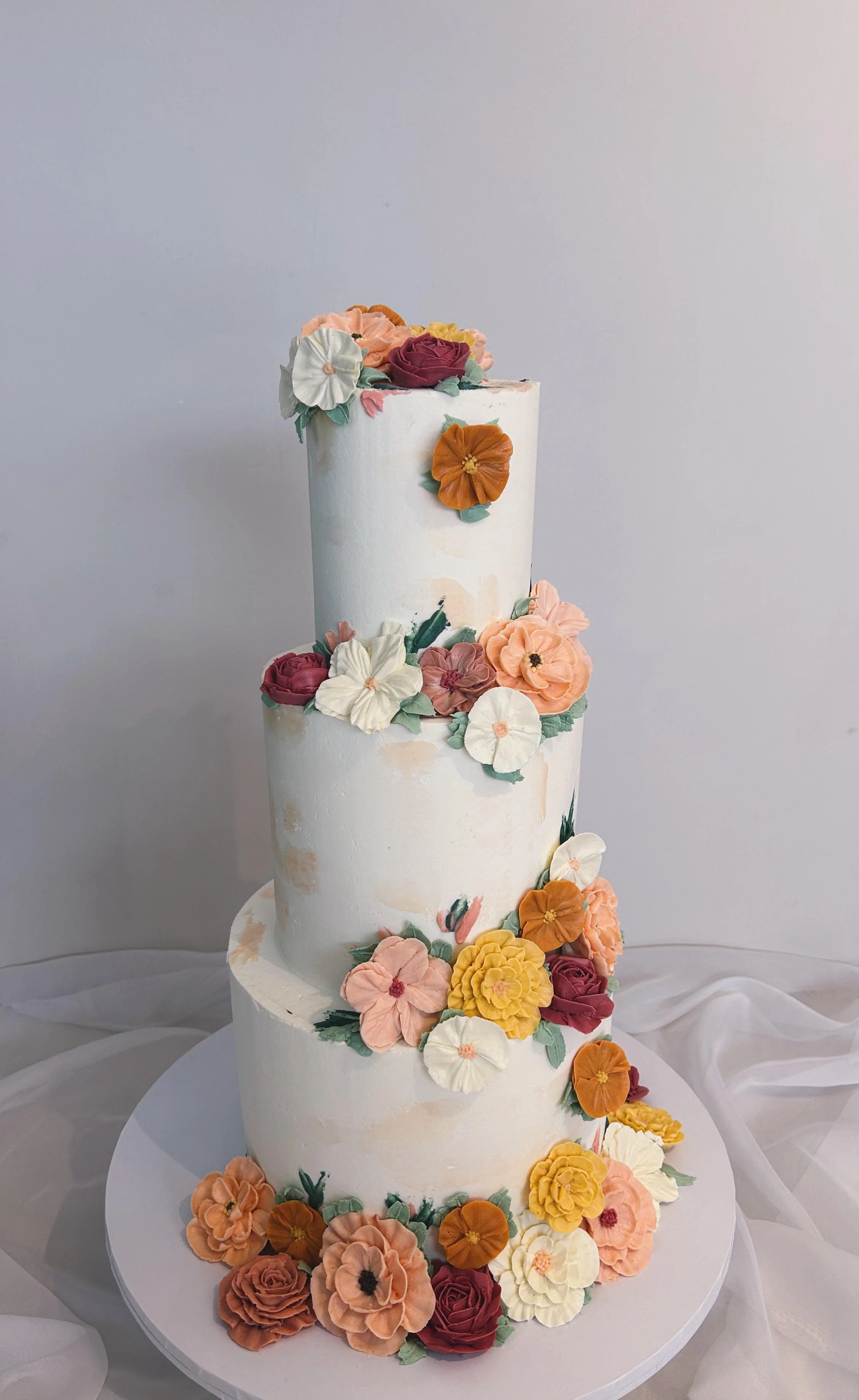 Piped buttercream flowers
Buttercream florals
Tara Katie Cakes