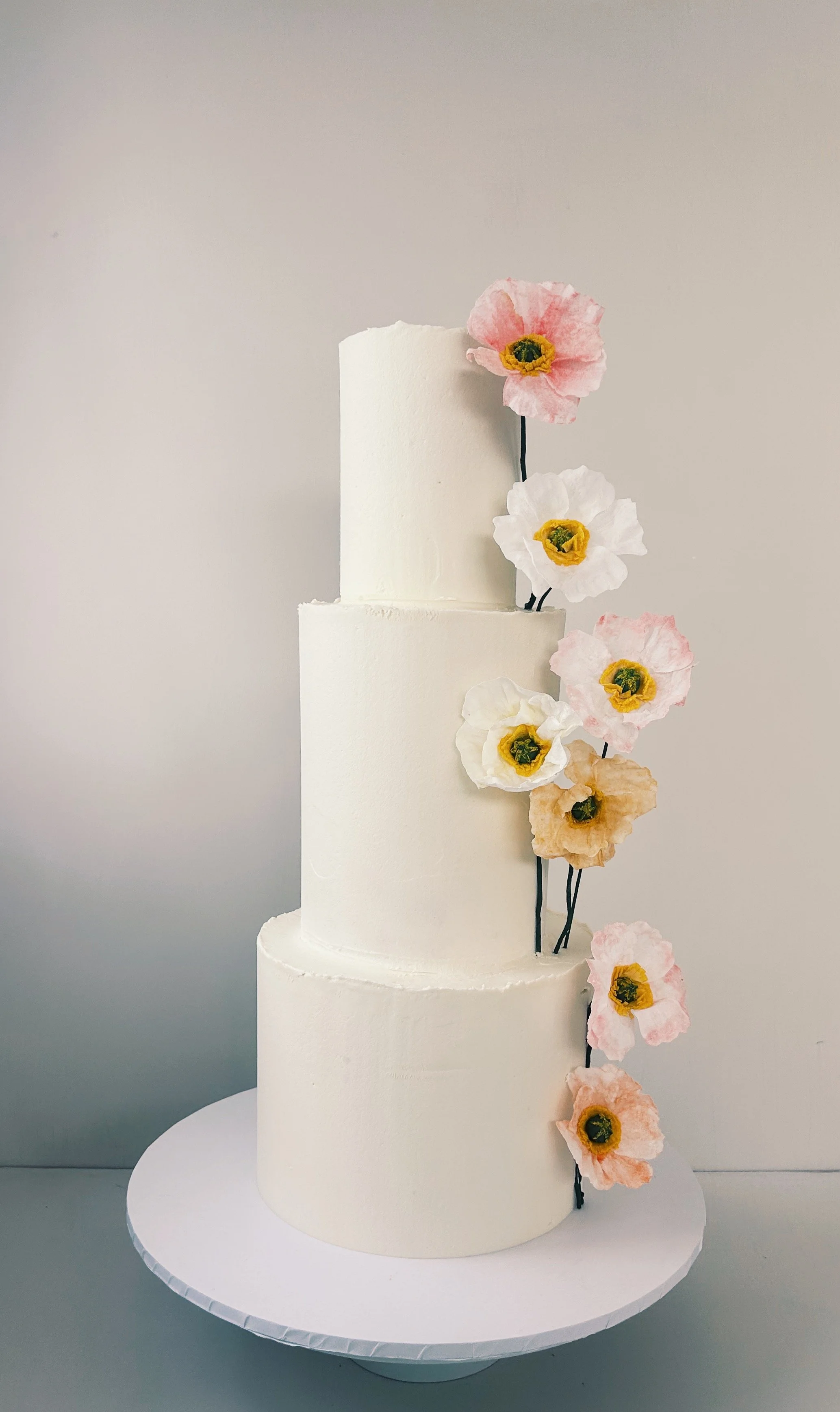 Wafer paper Icelandic poppies Bristol
Wedding cakes Bristol
Tara Katie Cakes
