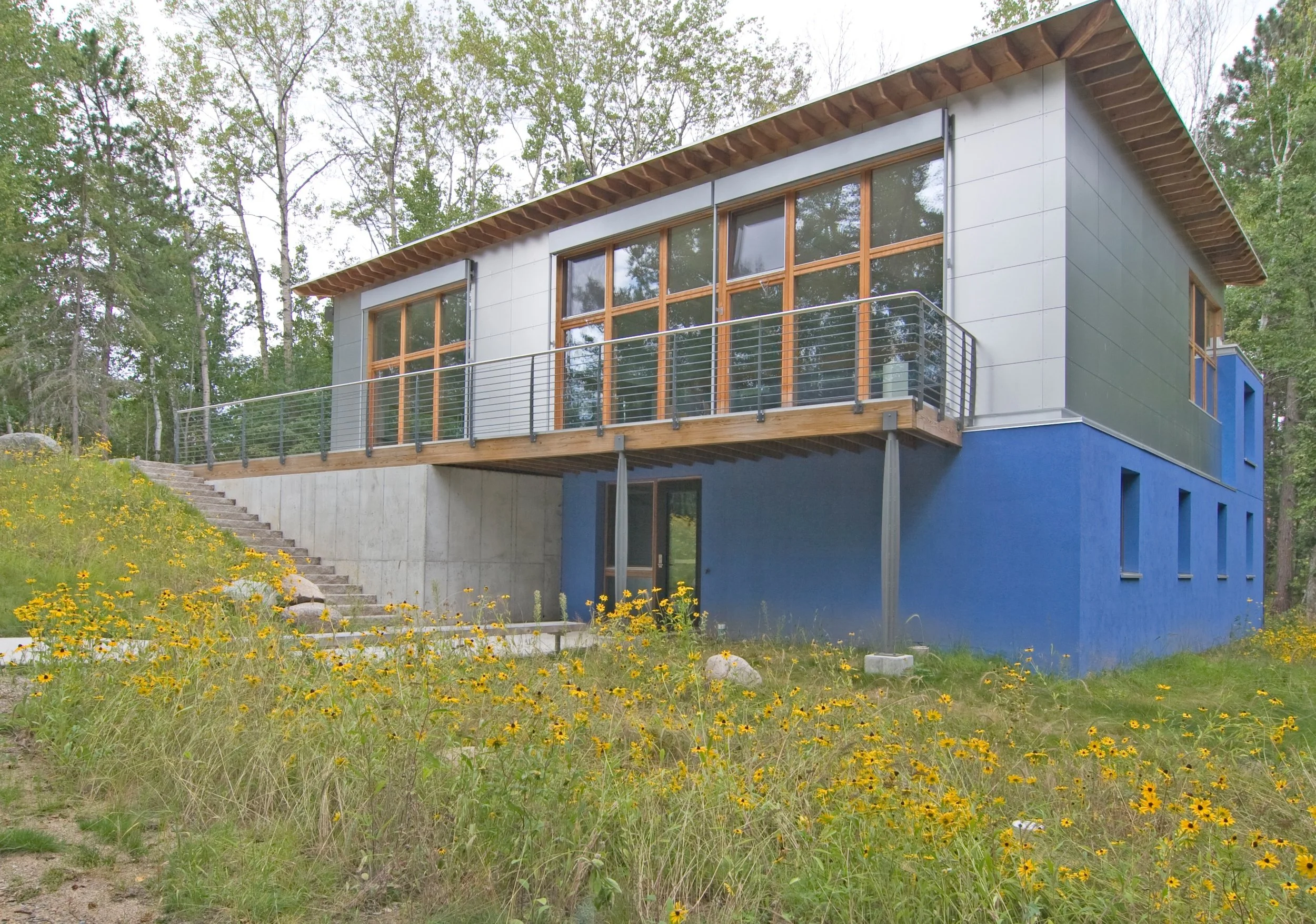 BioHaus Sep08 South 2 Photos by Cal Rice.jpg