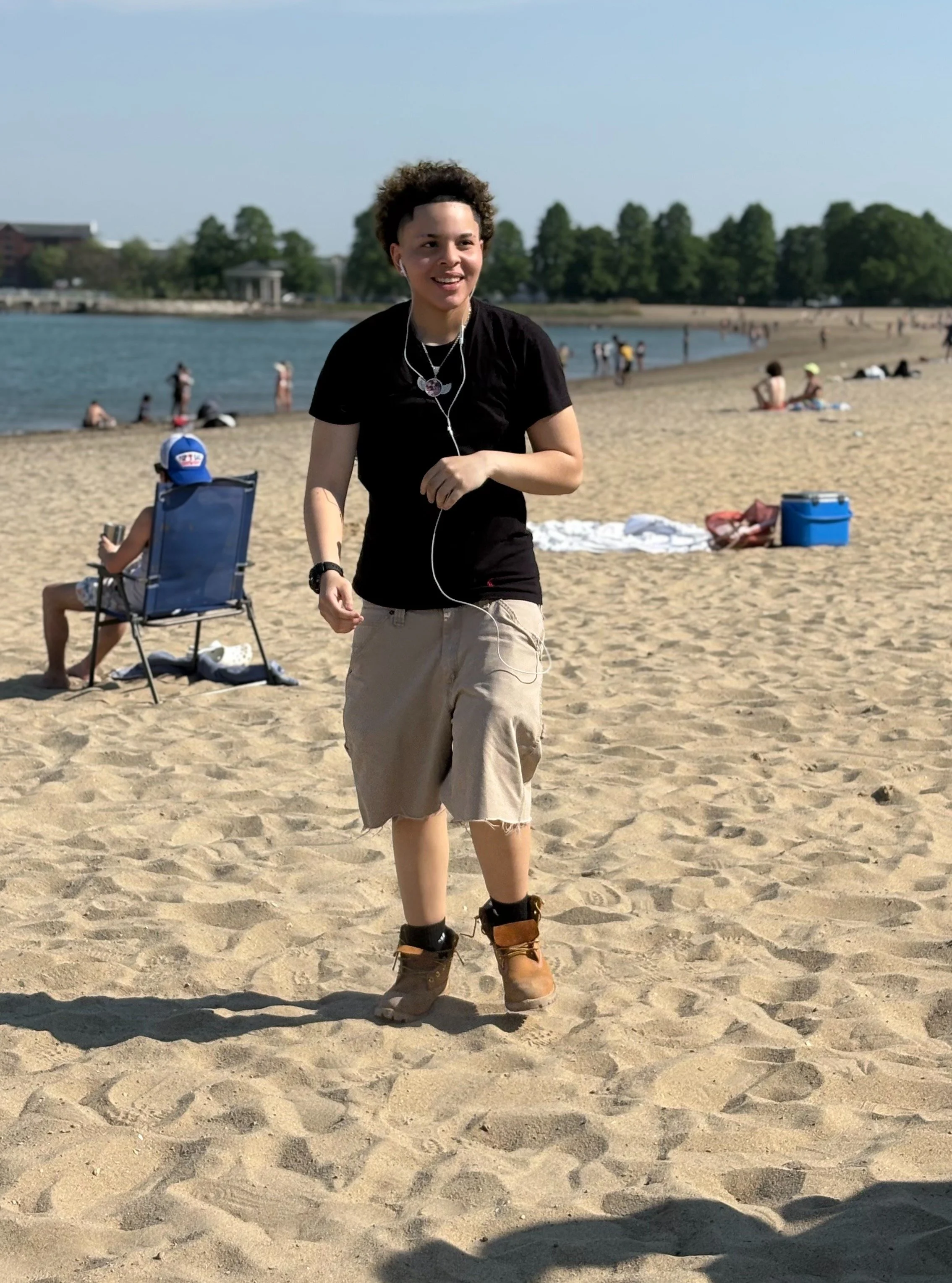 Kicking off summer at Carson Beach!

Last week, MissionSAFE youth spent time together at Carson Beach, enjoying the warm weather, building friendships, and simply getting the chance to be kids. Because of your support, young people have access to saf