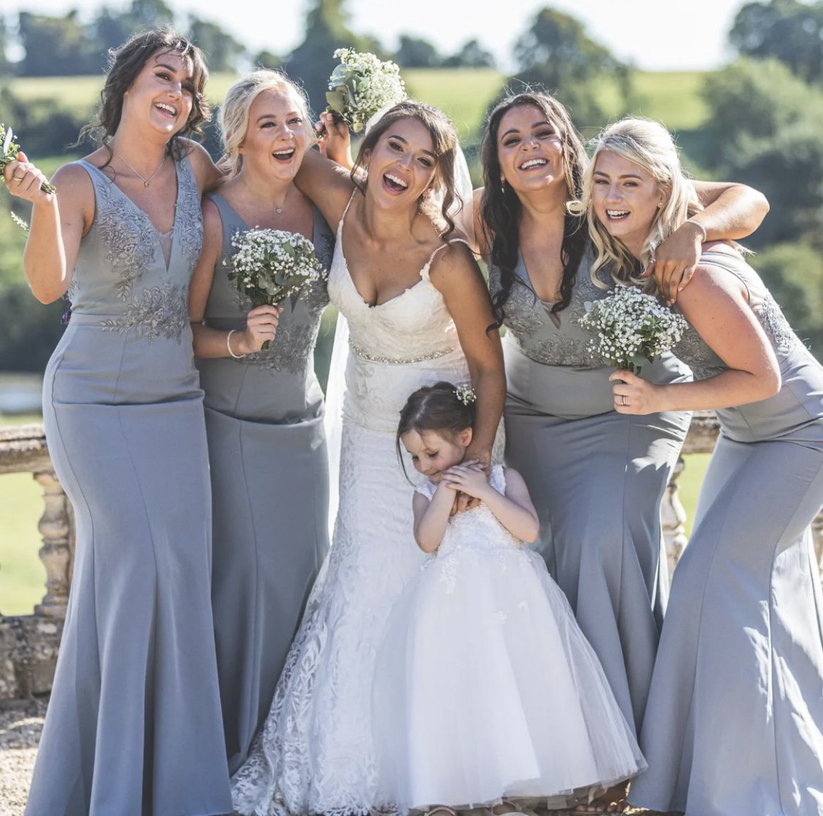 Photographer @southwestphotoandfilm
Hair Stylist @bournemouthbridalhairandmakeup
2nd MUA @graceoliviamakeupartist
Venue @orchardleigh_estate