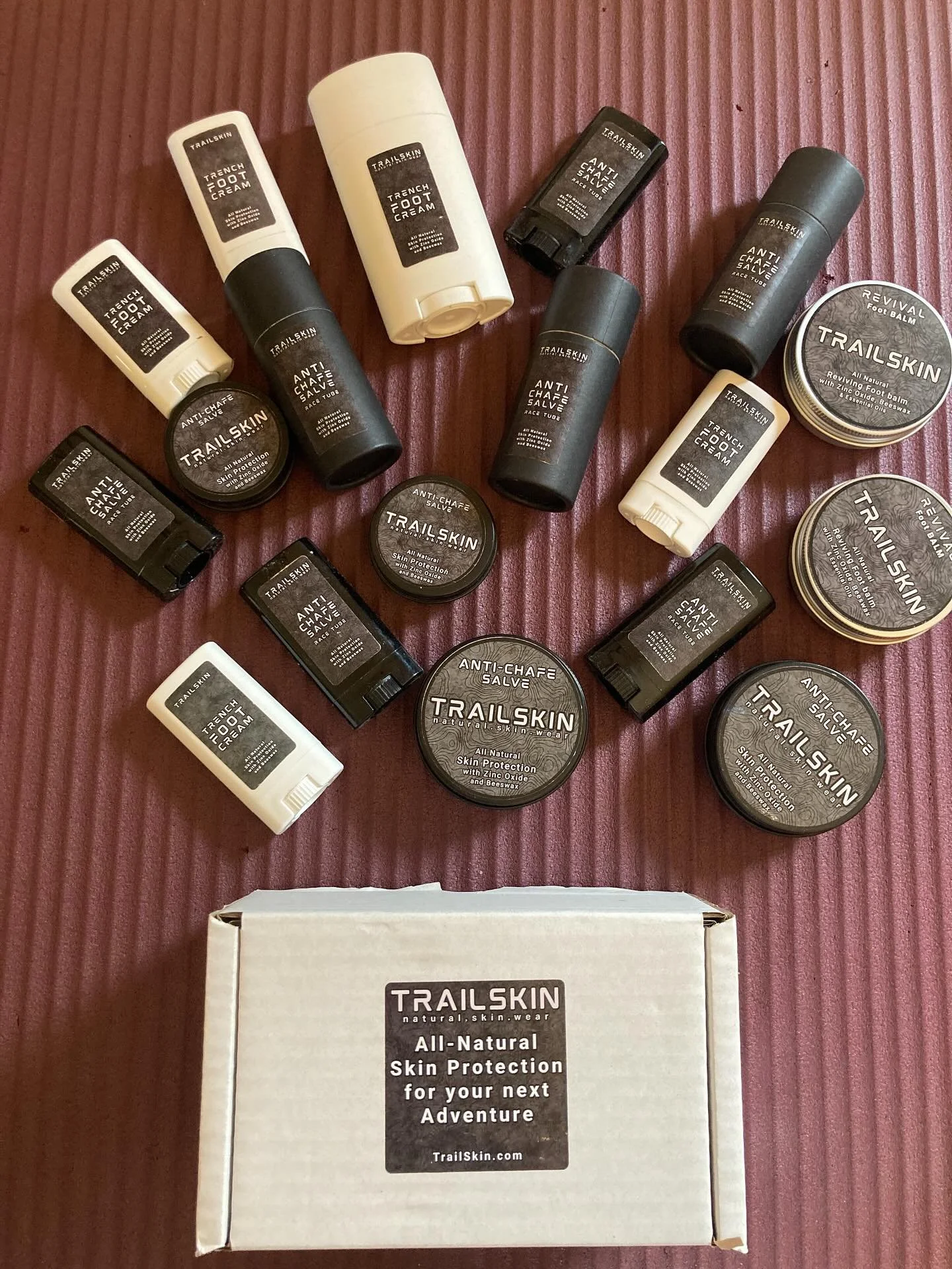The ETT @trailskinuk drop has arrived! 
Our ETT athletes will benefit from all-natural skin protection on the trails, no matter the weather, thanks to our partner TrailSkin 🏔️ 

Want to stock up yourself? Join the ETT Runclub for free (link in bio) 