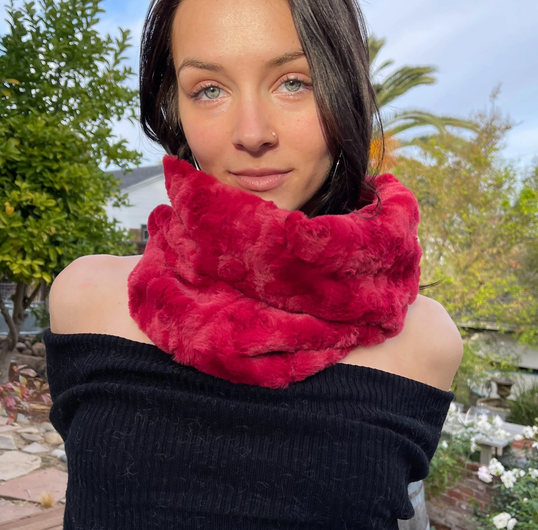 Soft and Luxurious scarves to keep you warm