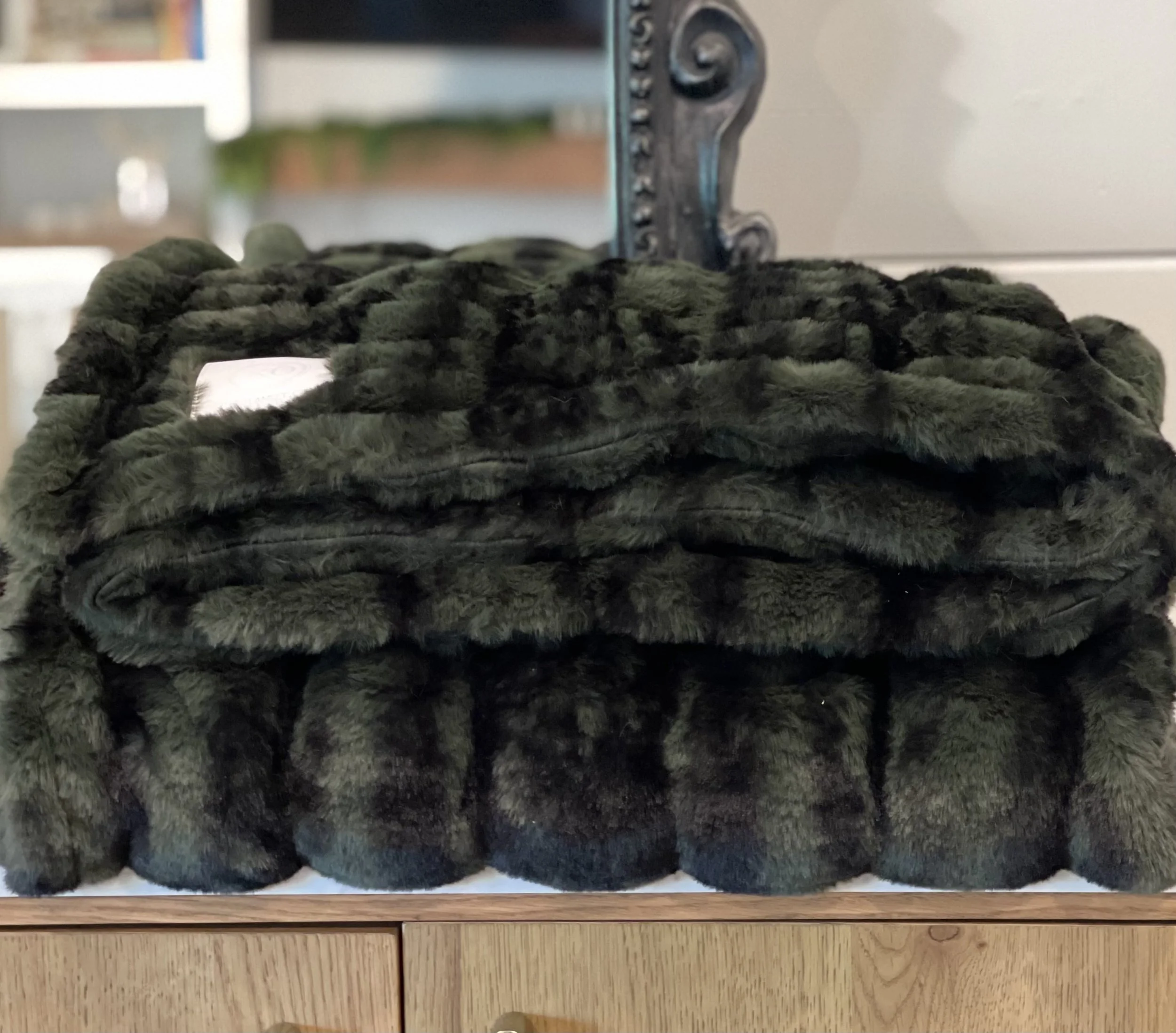 Best luxury green soft blanket