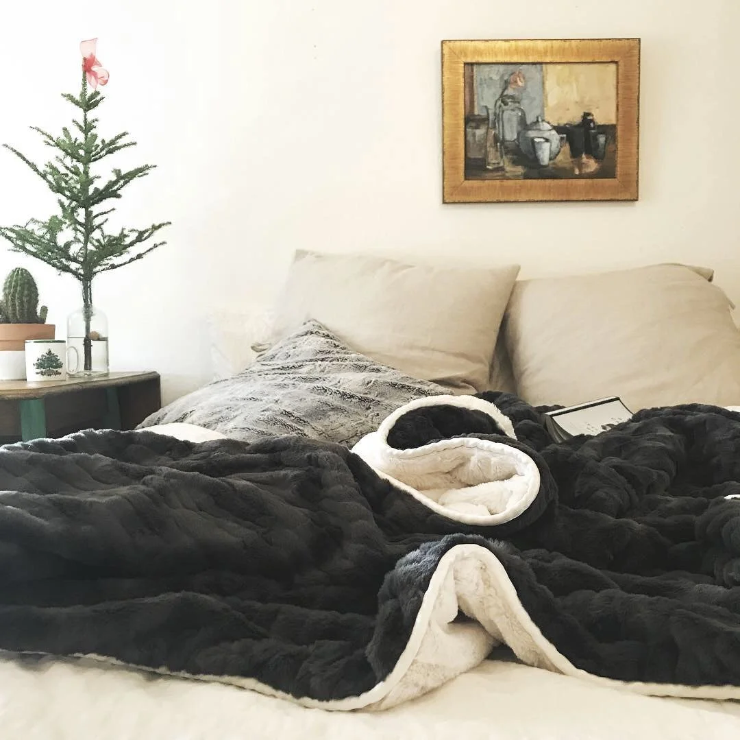 Best Selling Blankets, Soft and Luxurious