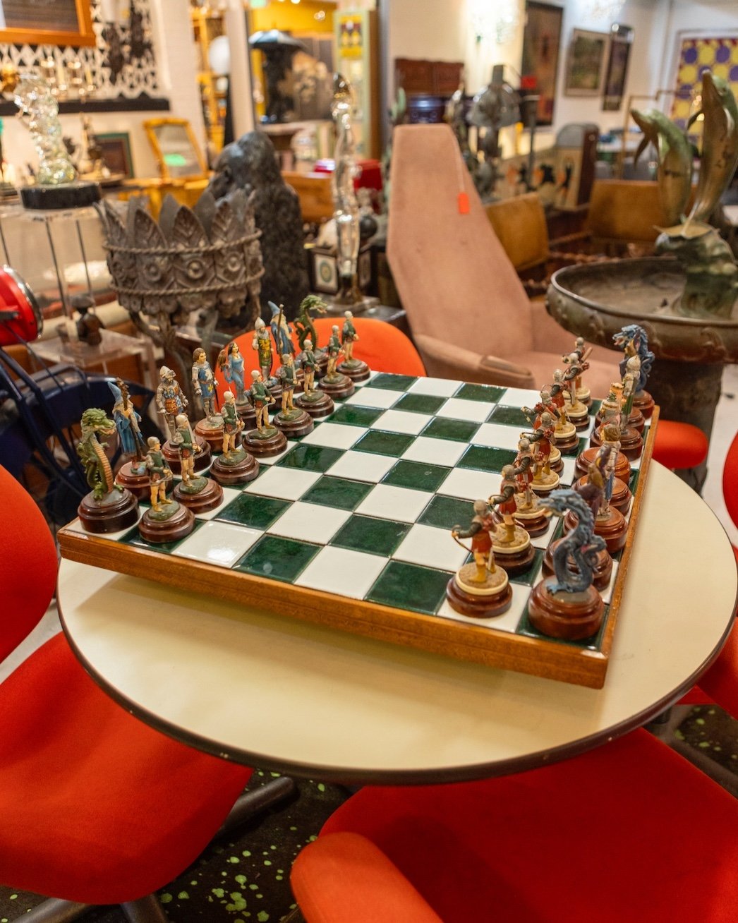 Your move! ♟️We are loving this unique #vintage fantasy-themed #ChessSet. Come visit us every day from 10am-6pm to check out everything that our vendors have gotten in recently!⠀
⠀
#PasadenaAntiqueCenter #ShopAntiques #VintageFinds