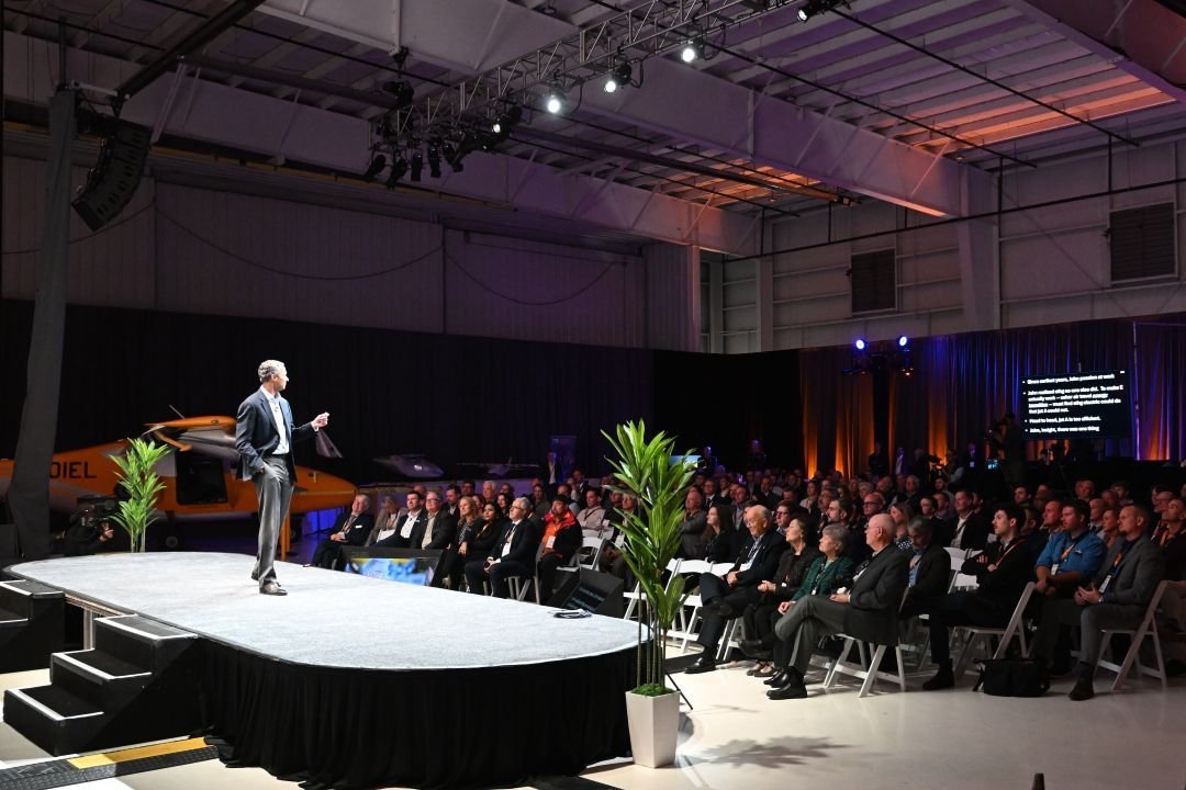 reverse stage ceo.jpeg