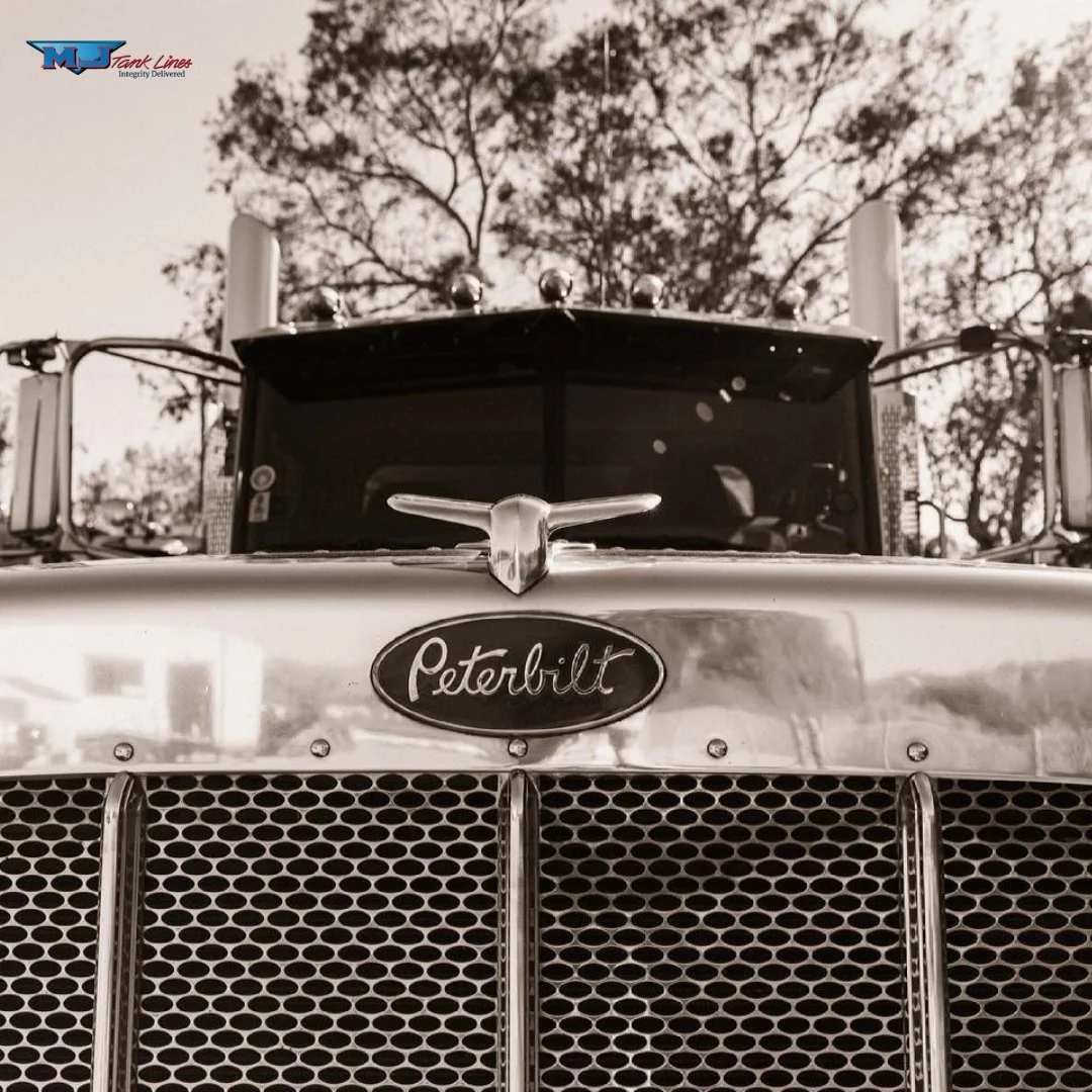Front End Friday is in full effect!⛽

This 389 Pete is proof that hard work, long hours, and clean craftsmanship always shine on the highway. ✨💪

#FrontEndFriday #Peterbilt389 #TankerYankers #DriveMJTankLines