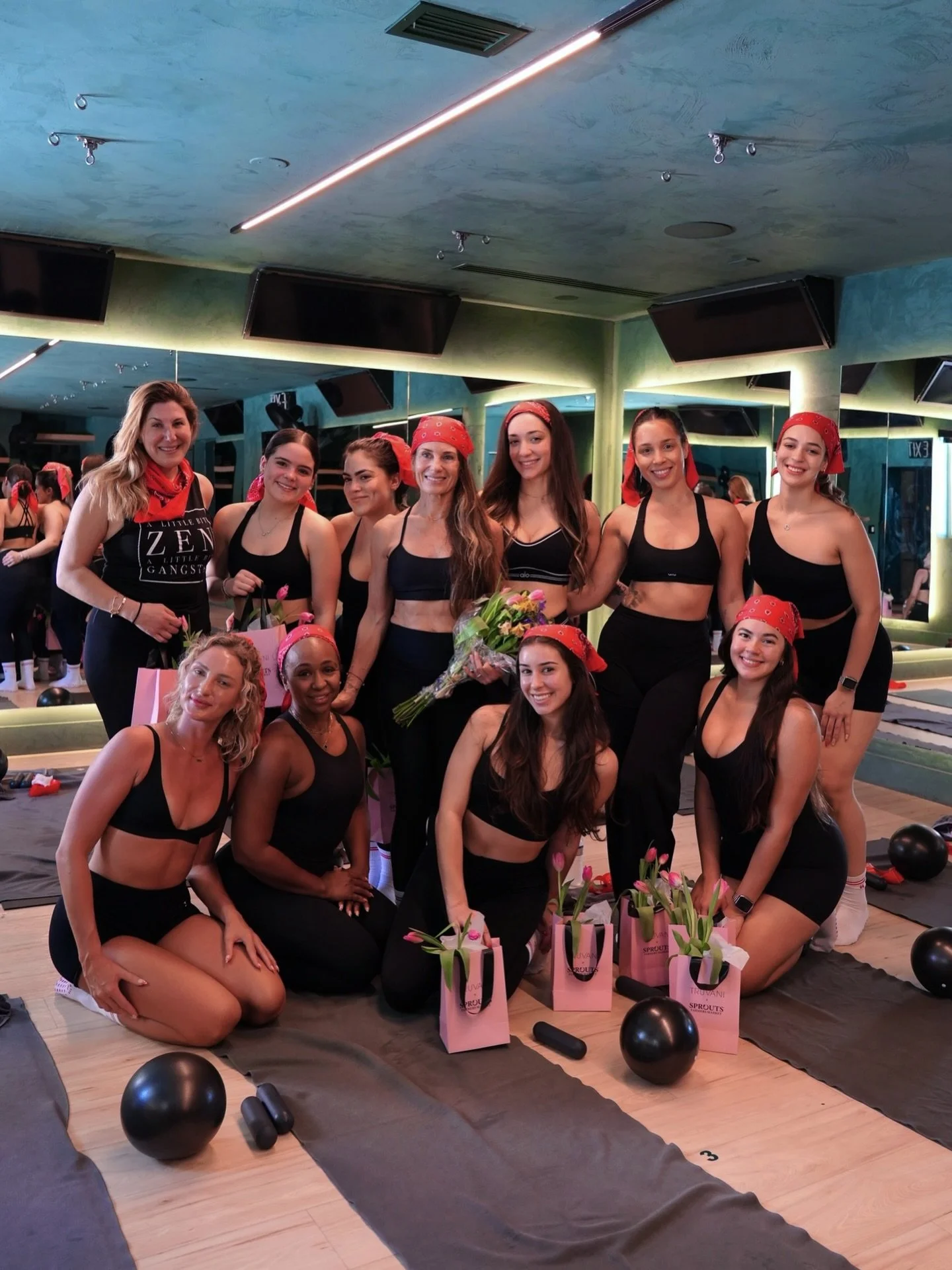 Our Galentine&rsquo;s Groove 🖤

All about movement, connection, and celebrating friendship the Break Free way. From sweating it out together to laughing, refueling, and soaking up the energy in the room, we&rsquo;re still riding the high. ✨

Huge th