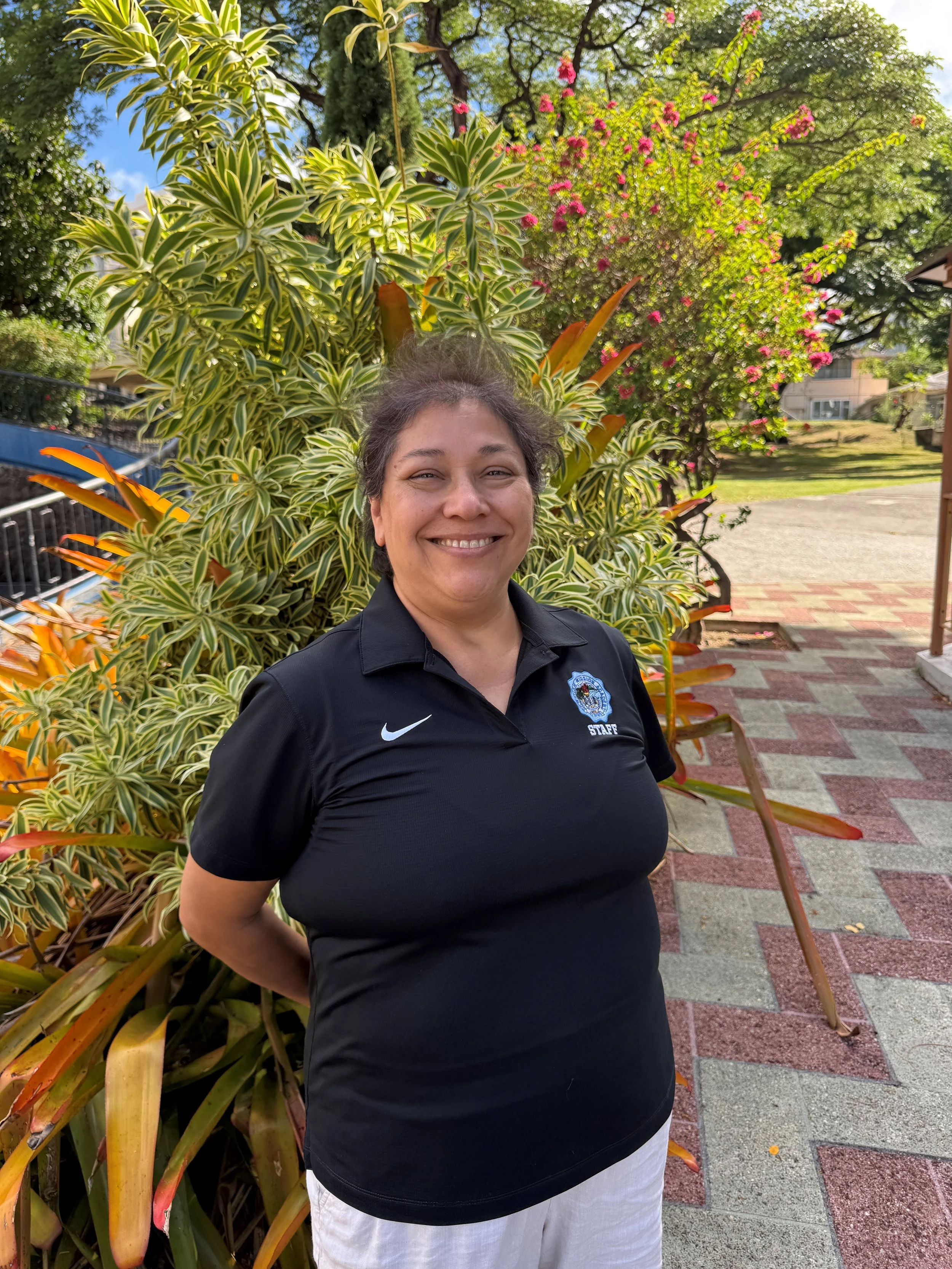 Gracie Leal, Registrar