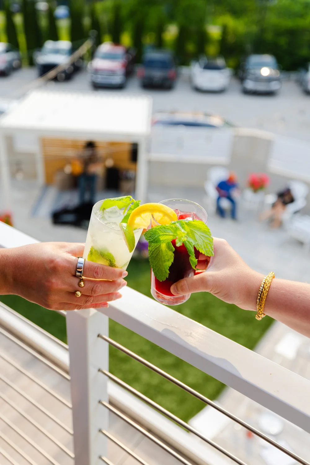 Red's Lakehouse | Restaurant & Bar in Marblehead, OH
