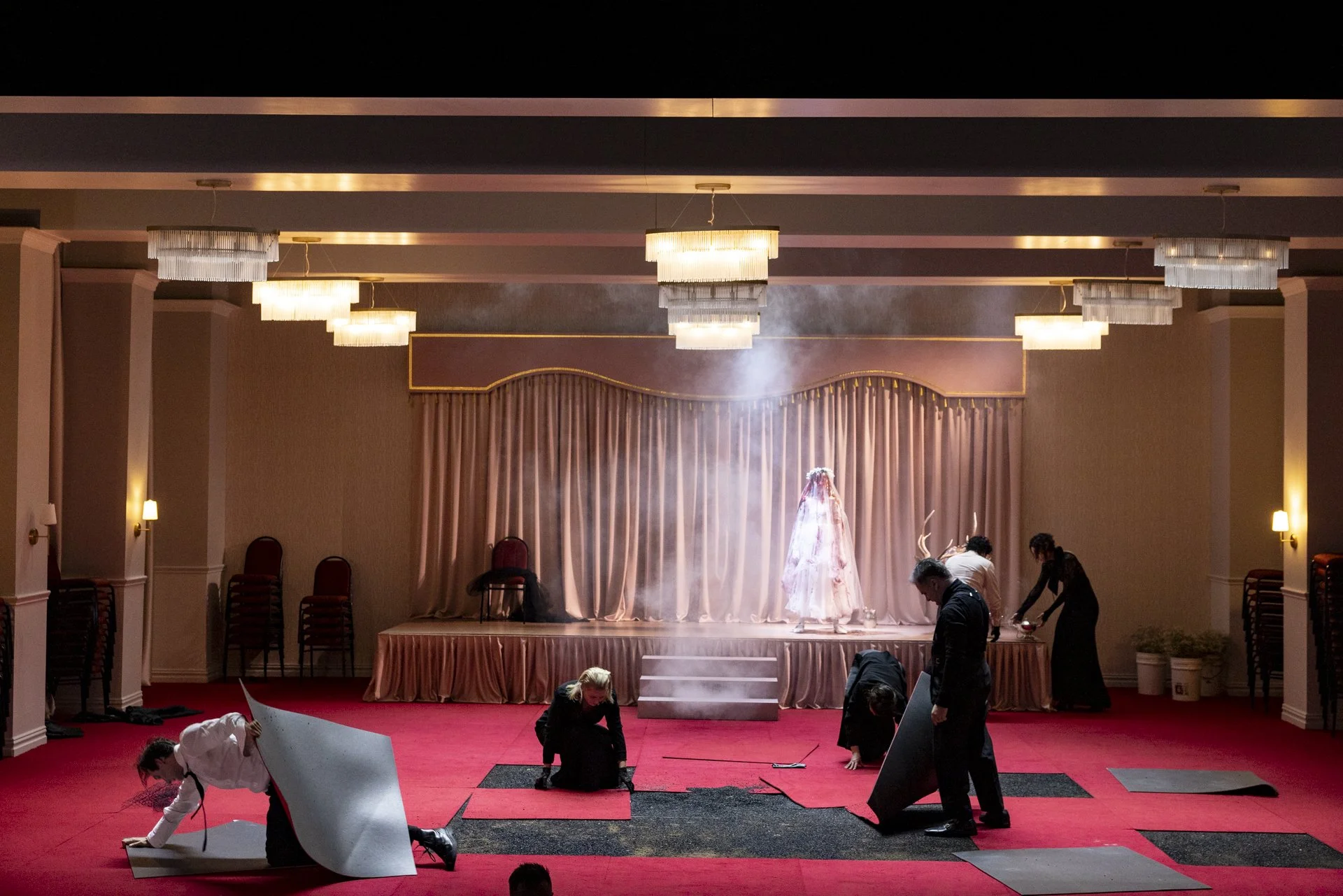 SydneyChamberOpera_TheOresteia_Carriageworks_PhotoBrettBoardman_005686.jpg