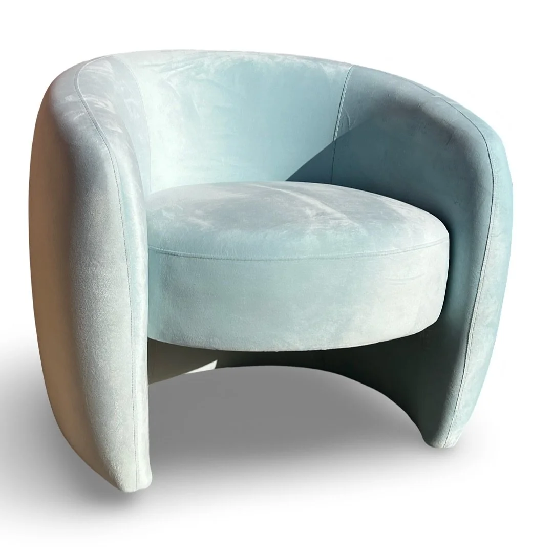 Our New Light Blue Nash Loveseat is now available. 

www.rsvppartyrentalsny.com

#rsvpeventrentals #rsvppartyrentalsny
#partytime #EventRentals #PartySupplies #EventPlanning #events #nycpartyrentals #CorporateEvents #EventDecor #LuxuryEvents #Special