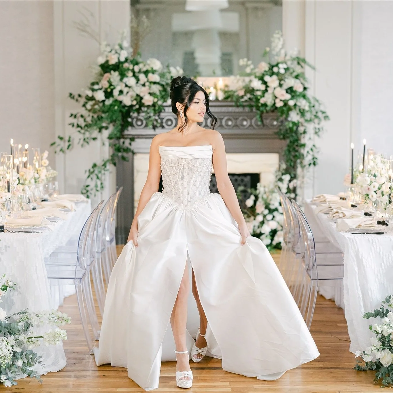 Current obsessions:
&bull; City lofts 
&bull; Lush florals 
&bull; Mini cakes
&bull; Gowns dripping in jewels 

Planning x Design: @forlifeseventures 
Venue: @ghonthepark 
Content Creator: @sobridalsocial 
Photographer: @ayenianour 
Videographer: @he